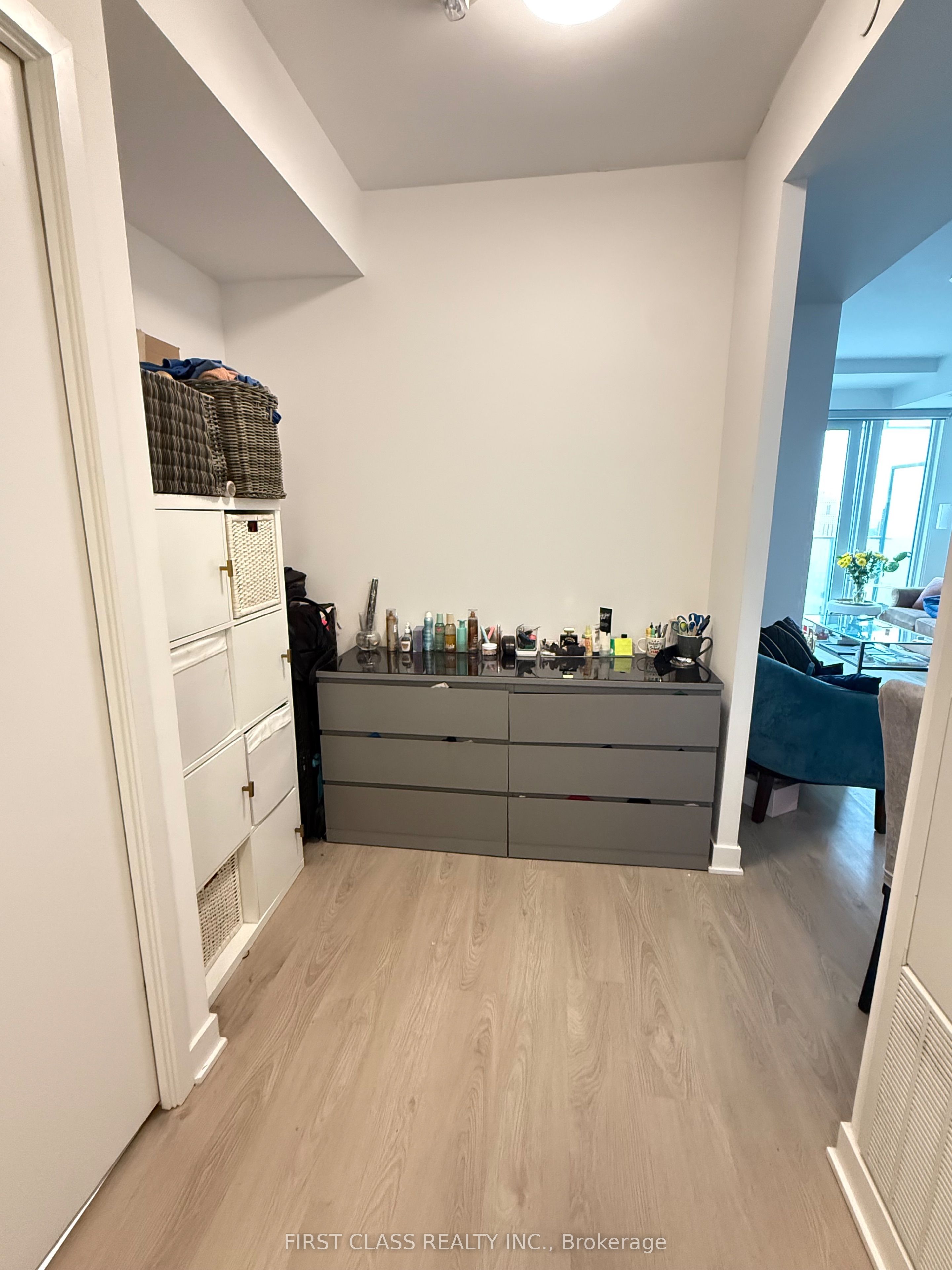 Unit 2513 - 3900 Confederation Parkway, Mississauga 3