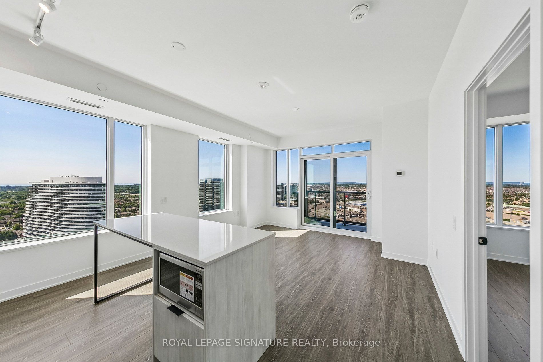 Unit 2404 - 2495 Eglinton Avenue W, Mississauga 2