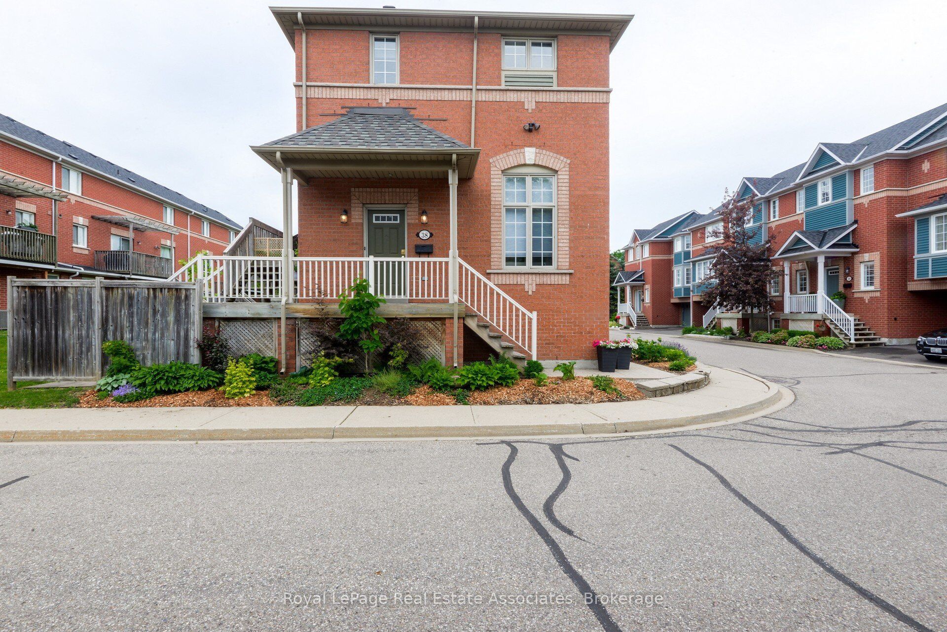 Unit 38 - 5031 East Mill Road, Mississauga 2