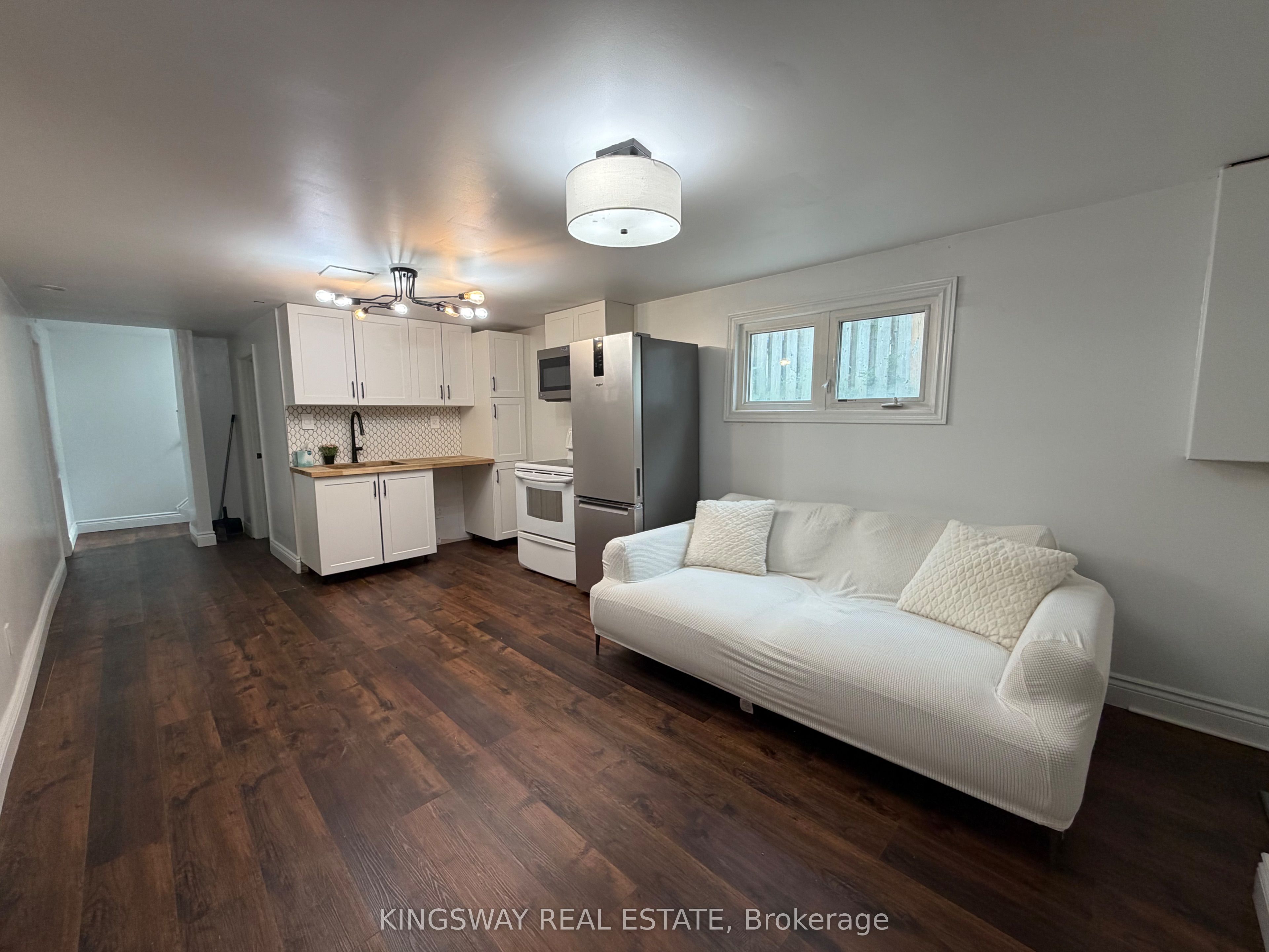 Unit Lower Level - 323 Montego Rd. Road, Mississauga 4