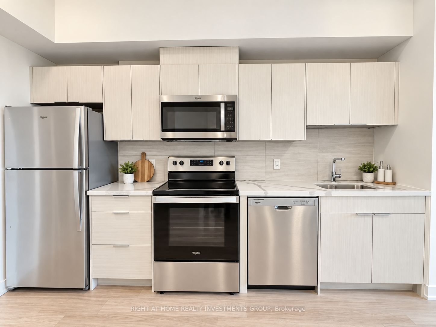 Unit 519 - 2825 Jane Street, North York 4