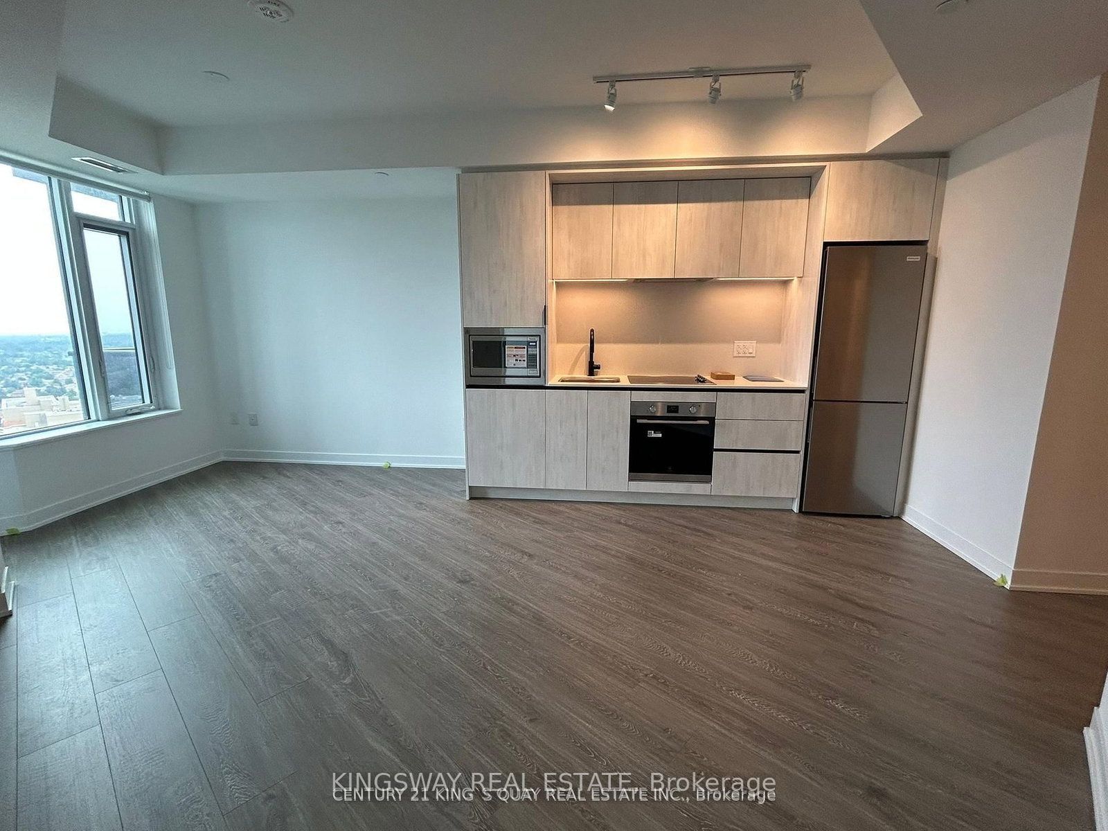 Unit 1101 - 2495 Eglinton Avenue W, Mississauga 3