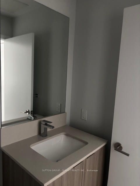 Unit 319 - 430 Square One Drive, Mississauga 2