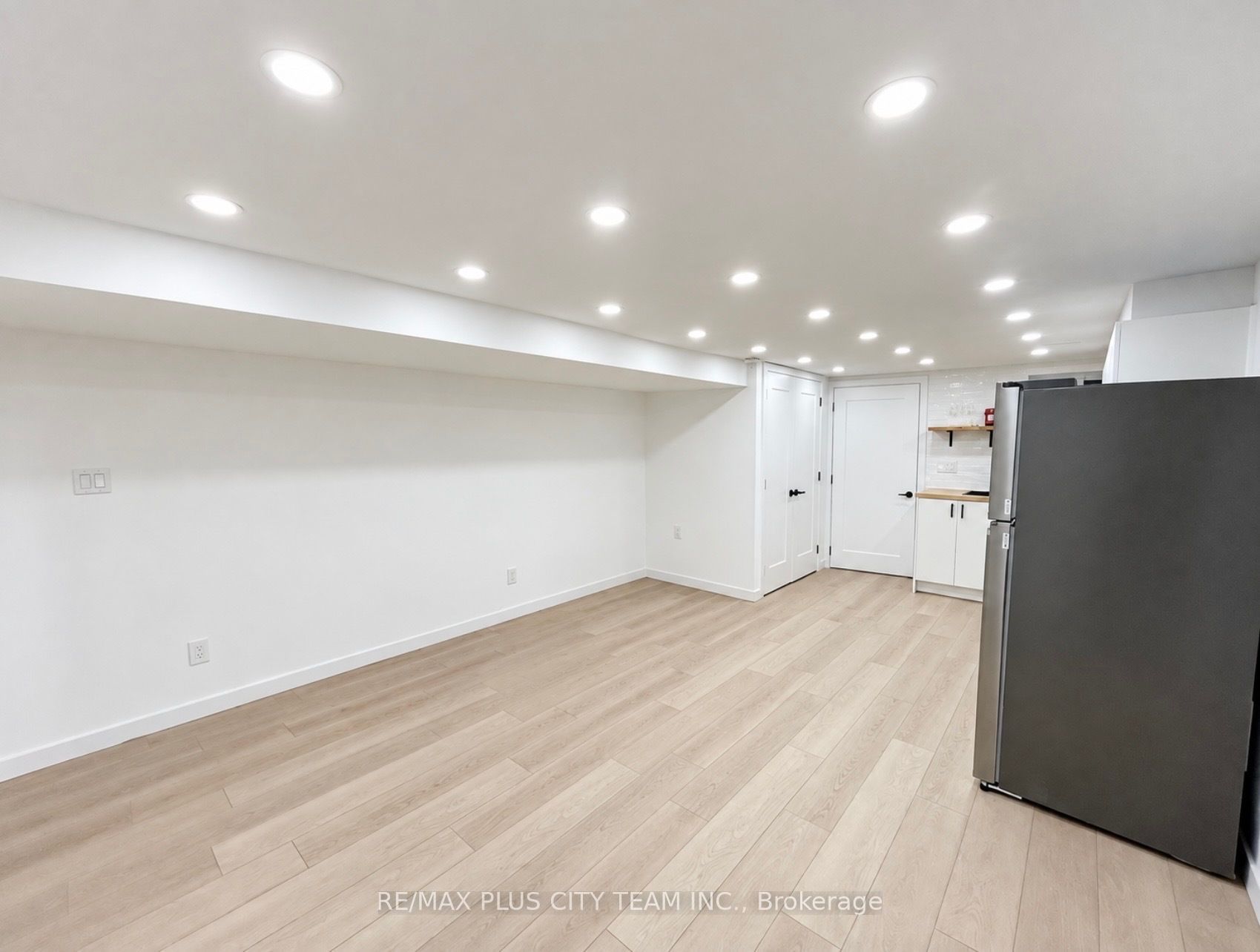 Unit Lower - 148 Ascot Avenue, Toronto 4