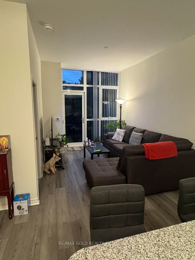 Unit 102 - 349 Rathburn W, Mississauga 2