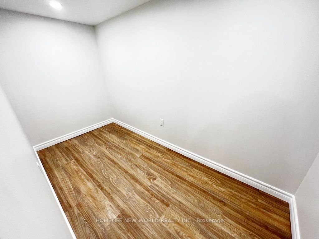Unit Lower - 3 Roblocke Avenue, Toronto 5