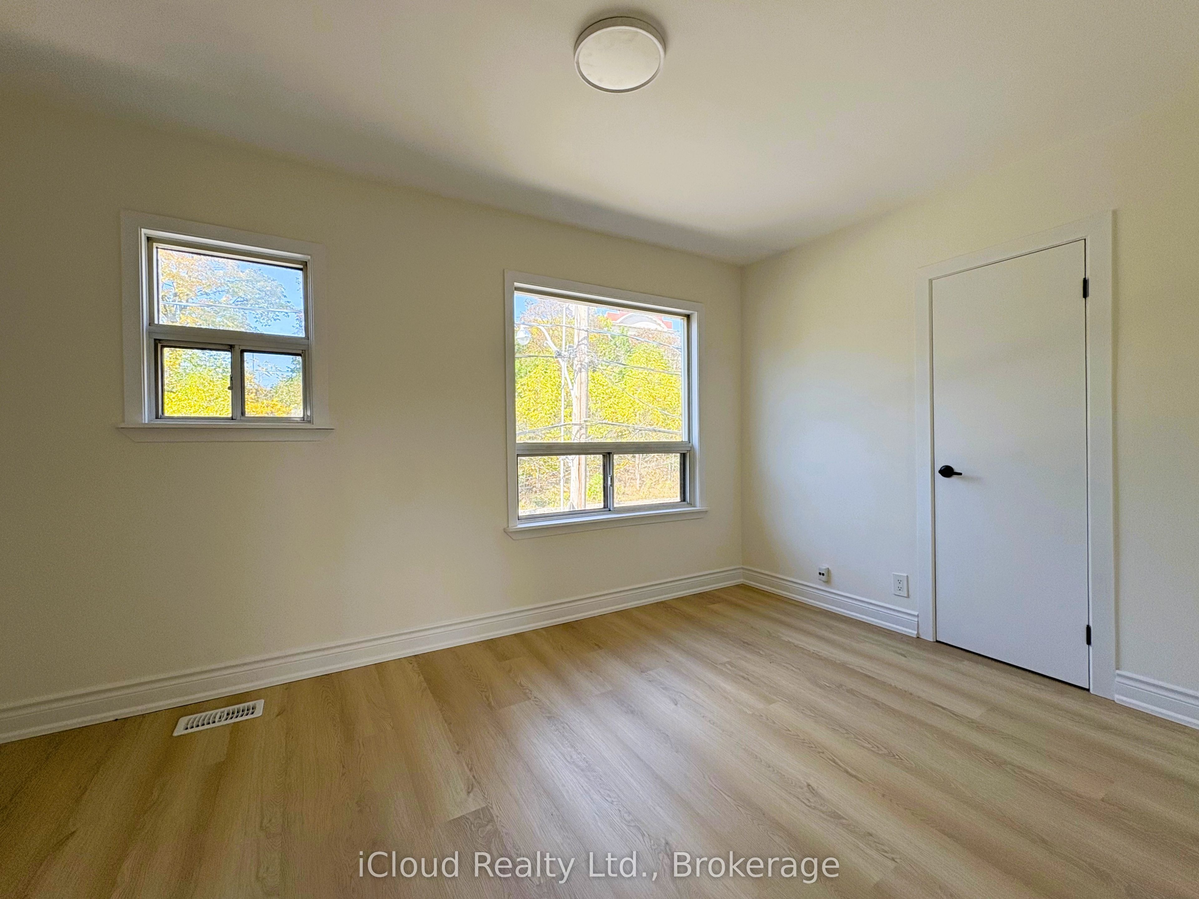 Unit UPPER - 1373 Davenport Road, Toronto 2