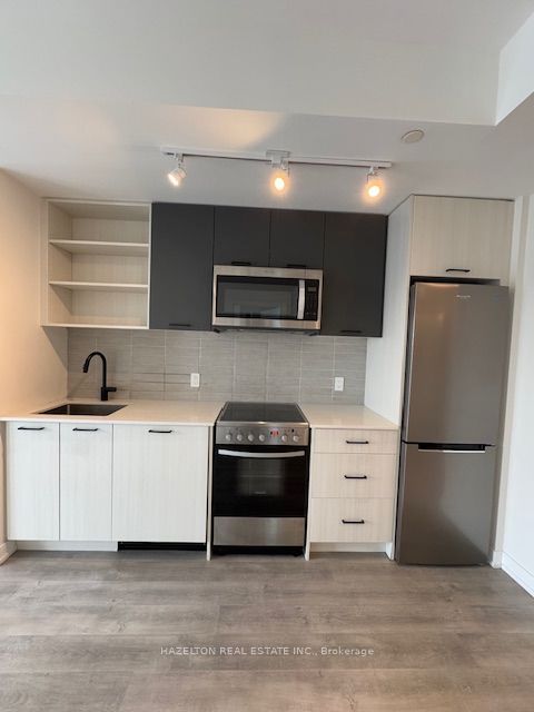 Unit 705 - 2300 St. Clair Avenue W, Toronto 4
