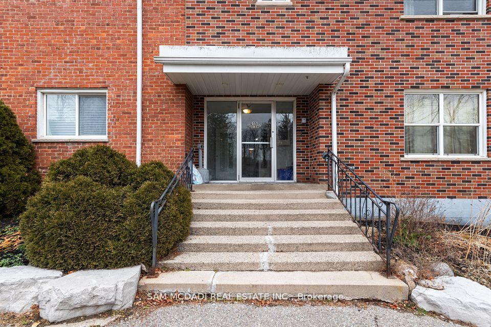 Unit 104 - 15 Faulkner Street, Orangeville 3