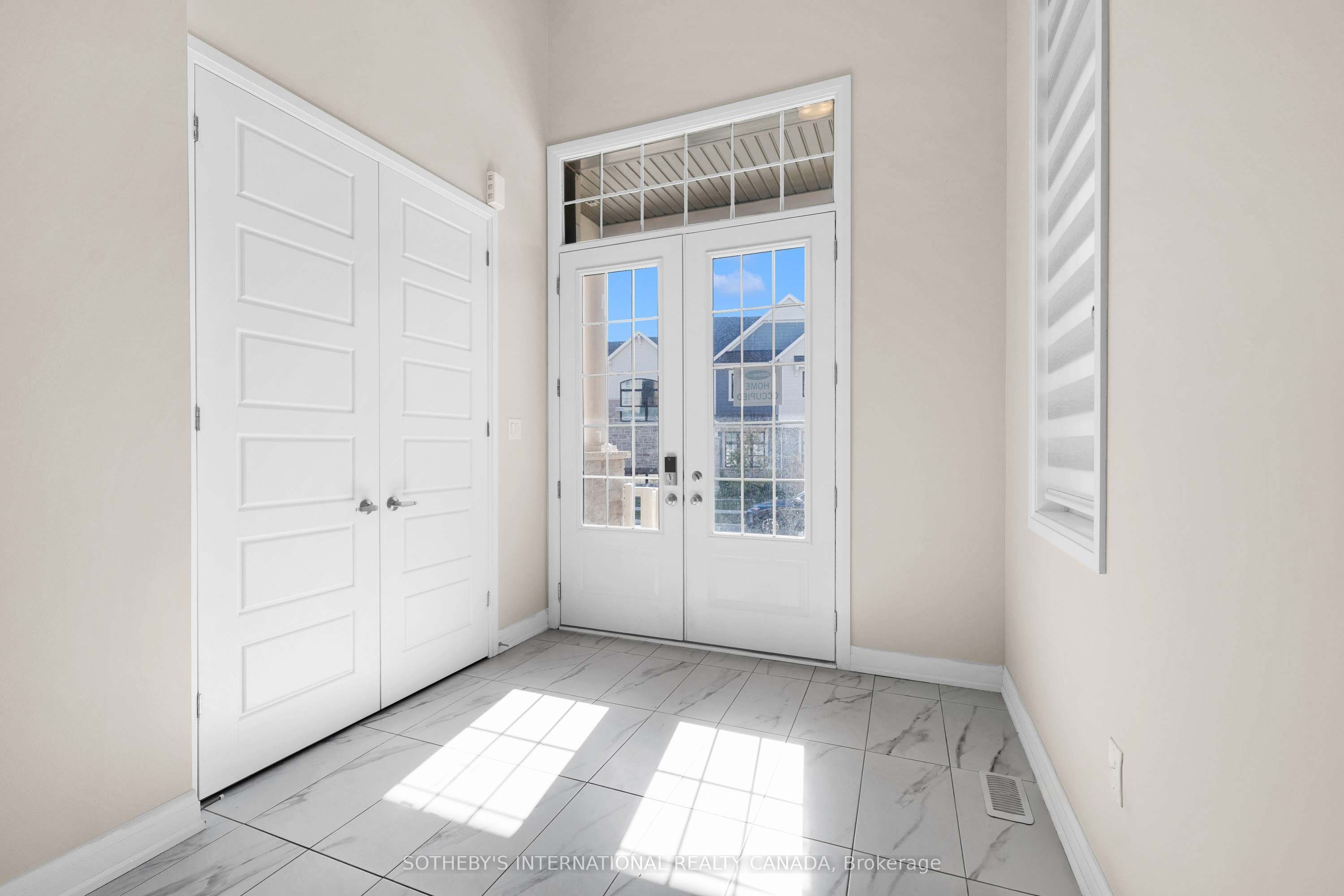 3255 Harasym Trail, Oakville 4