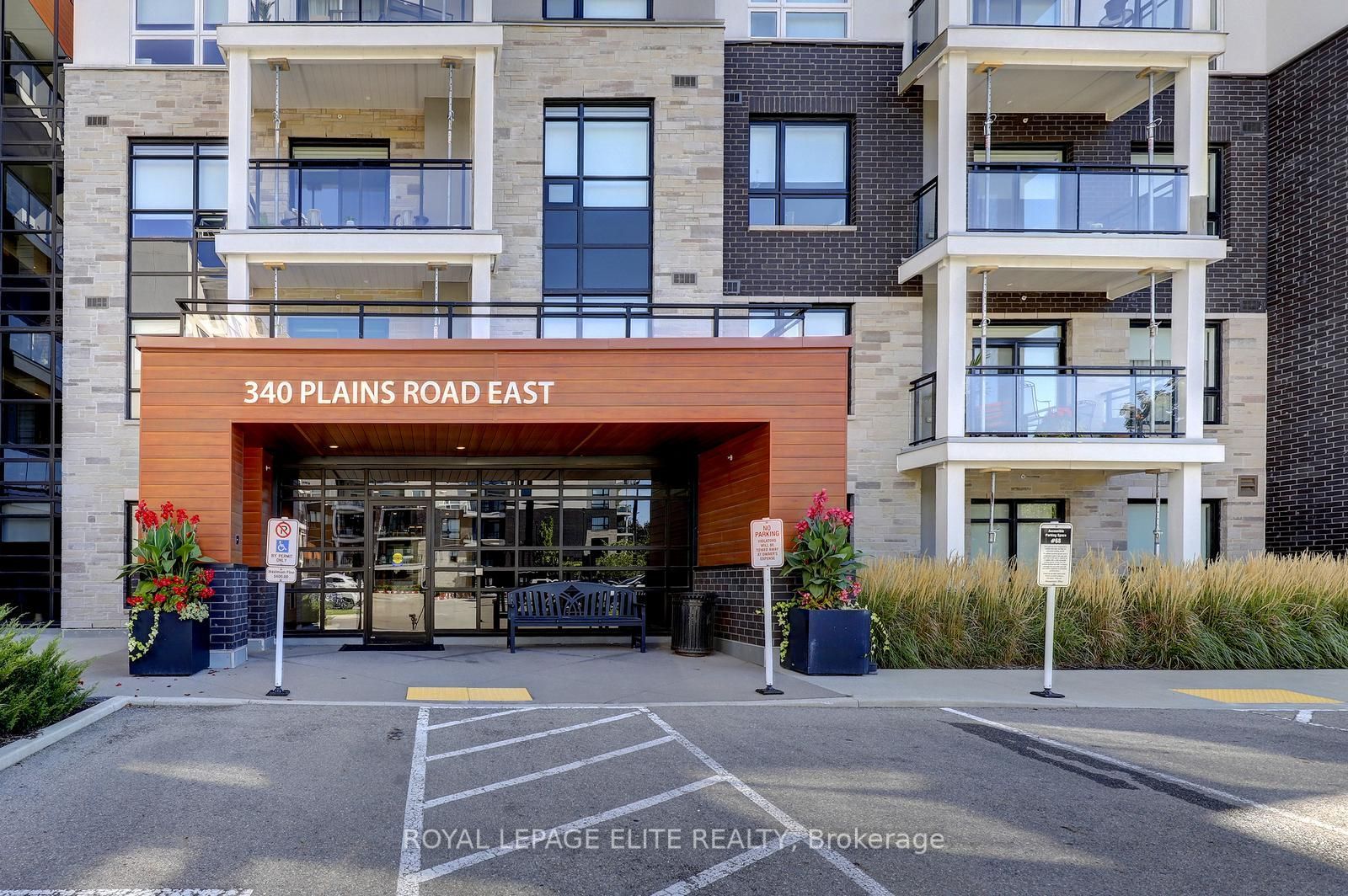Unit 303 - 340 Plains Road E, Burlington 2