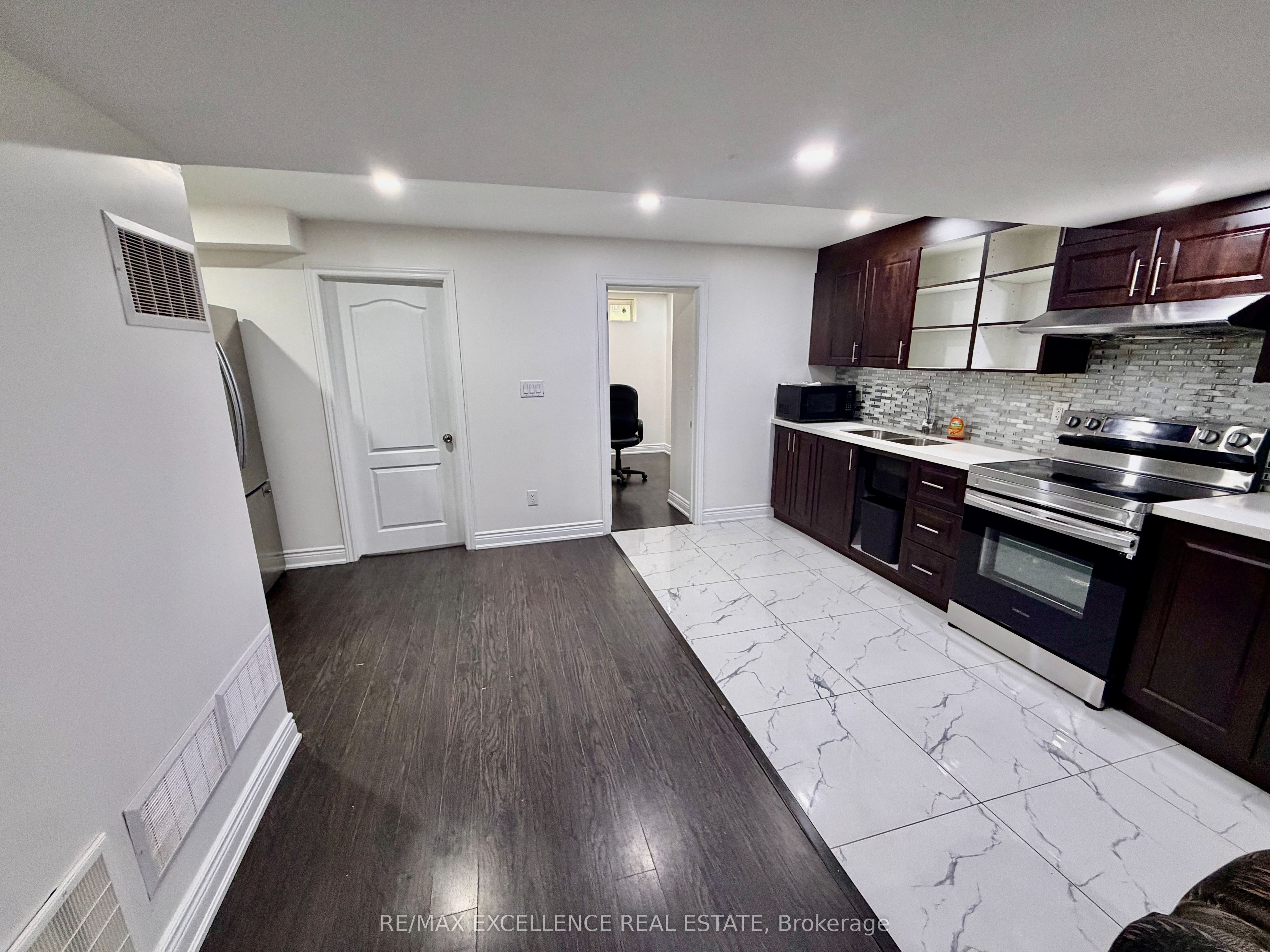 Unit BSMT - 24 Lanark Circle, Brampton 5