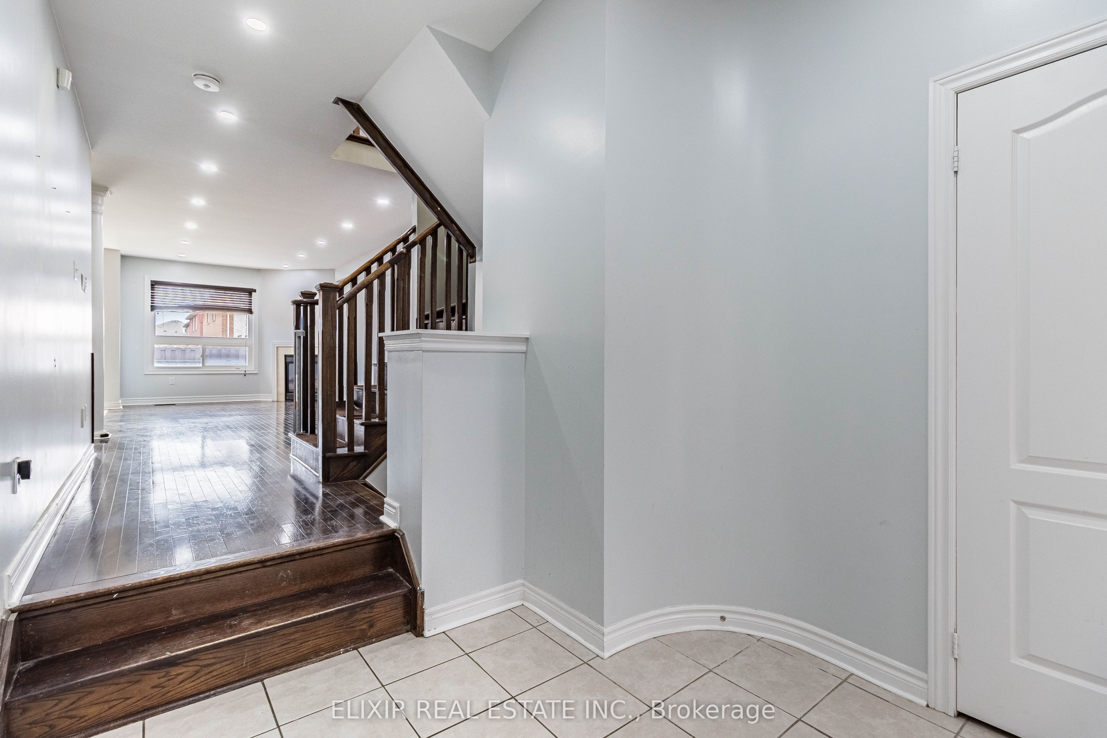 61 Bushmill Circle, Brampton 5