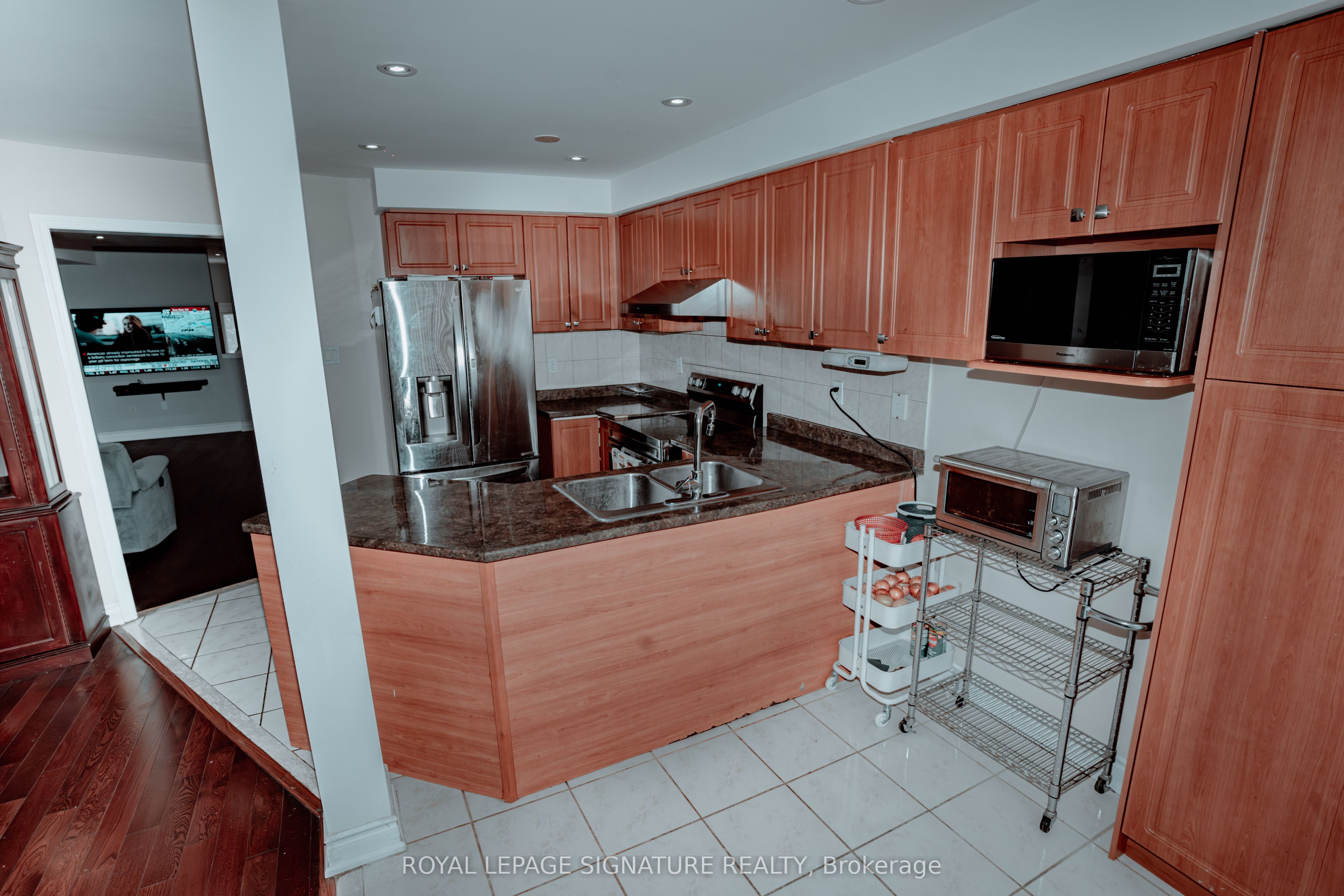 945 Mandolin Place, Mississauga 5