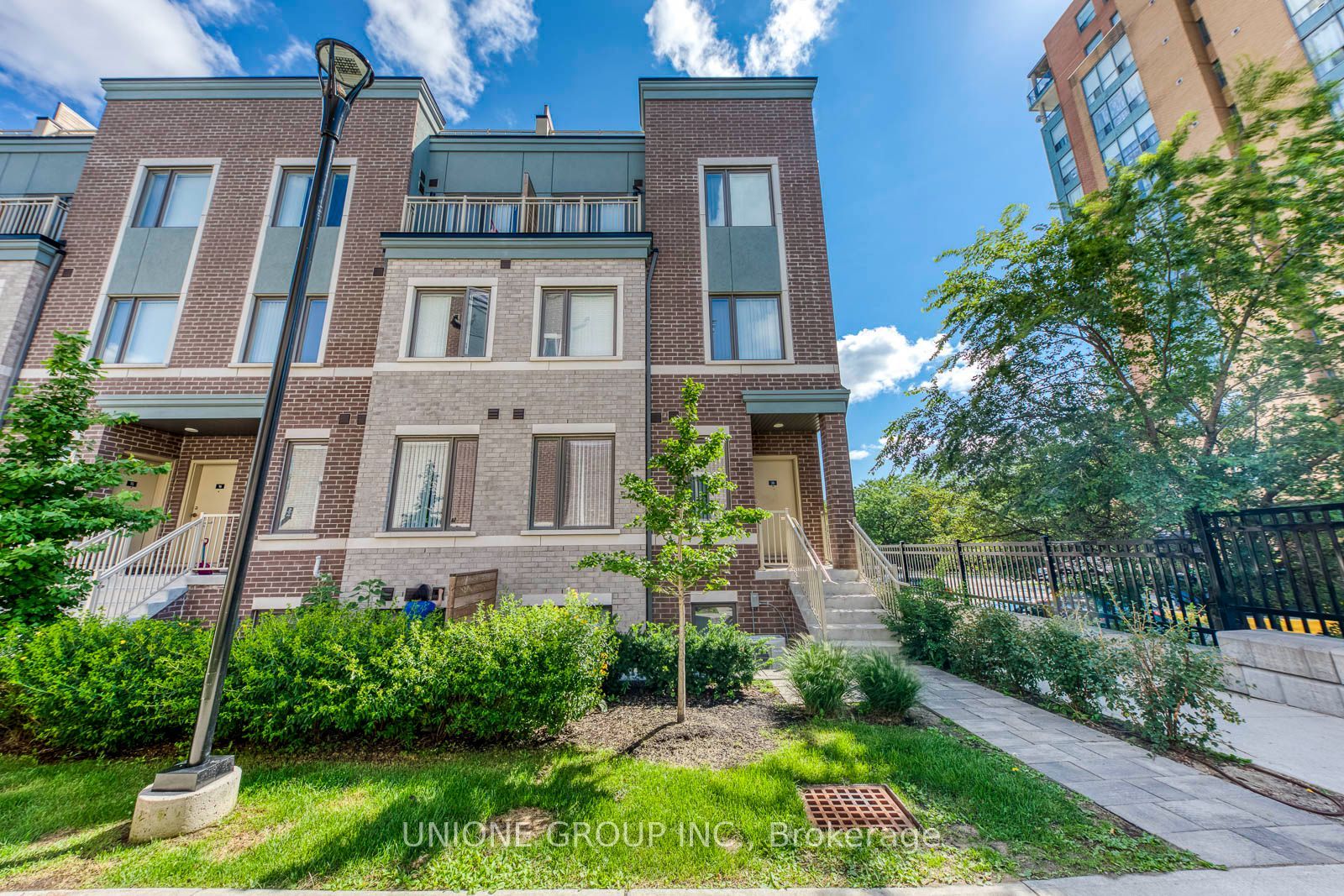 Unit 19 - 260 Twelfth Street, Etobicoke 2