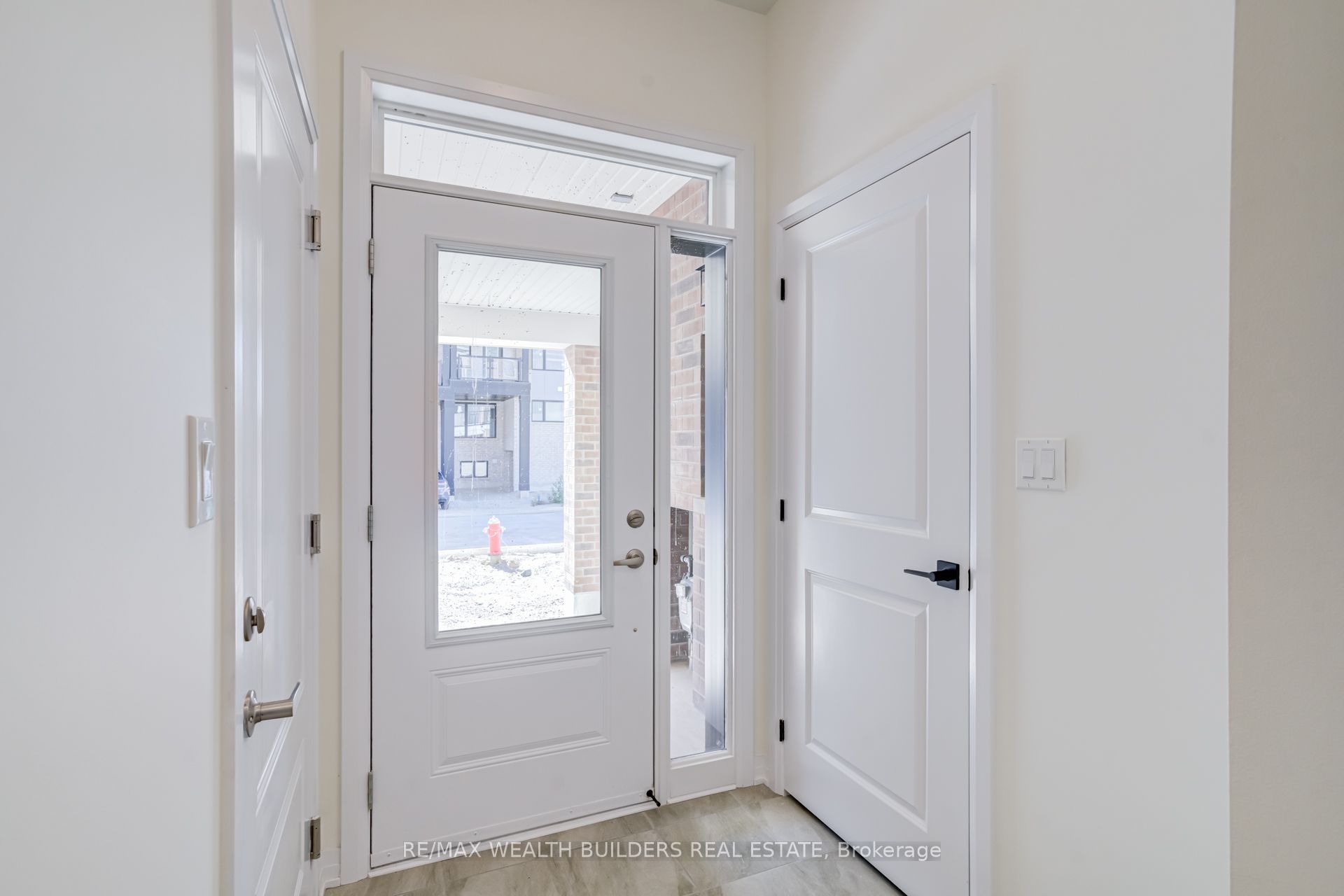 6 Thornbird Crescent, Brampton 3