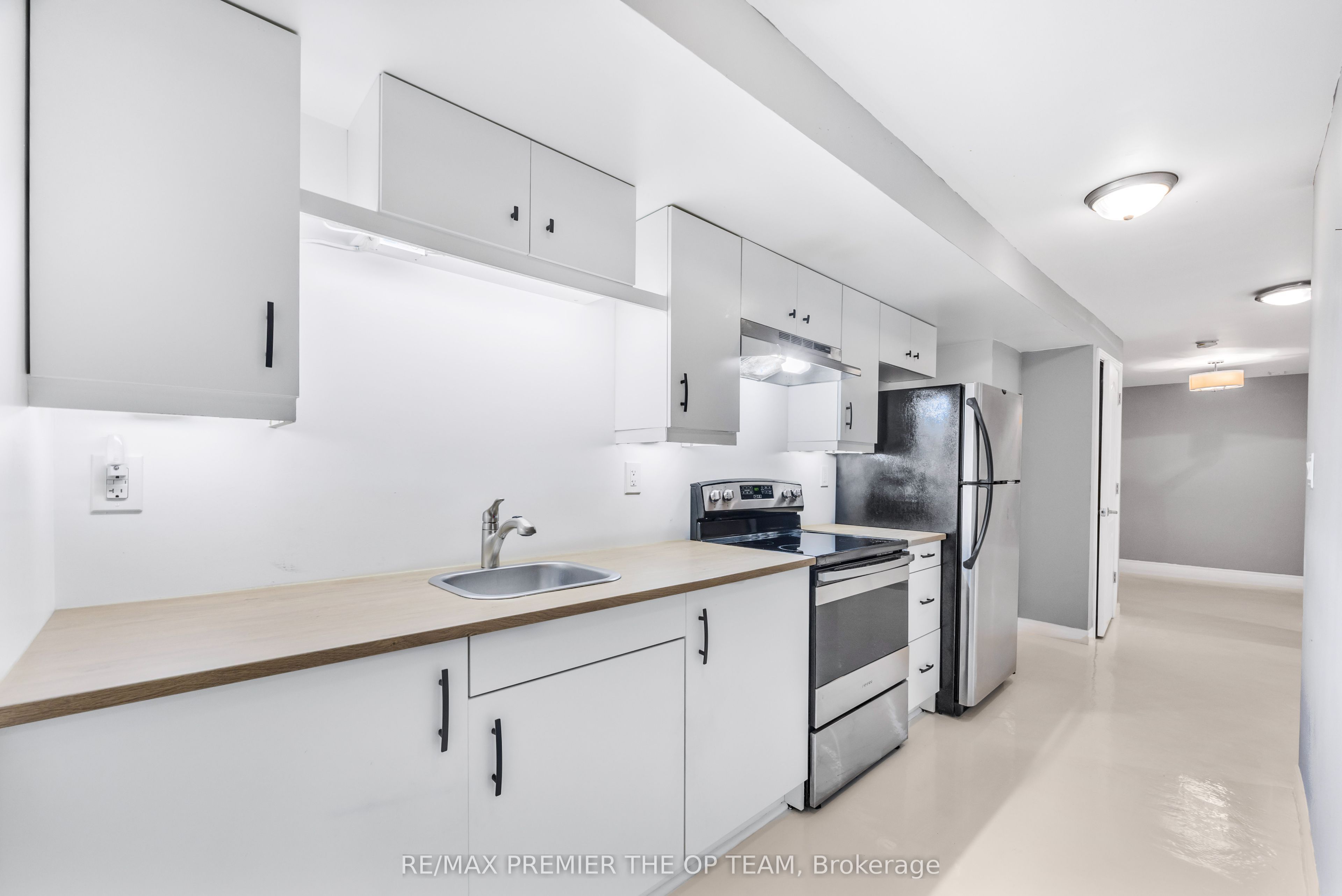 Unit Lower - 223 Landsbridge Street, Caledon 3