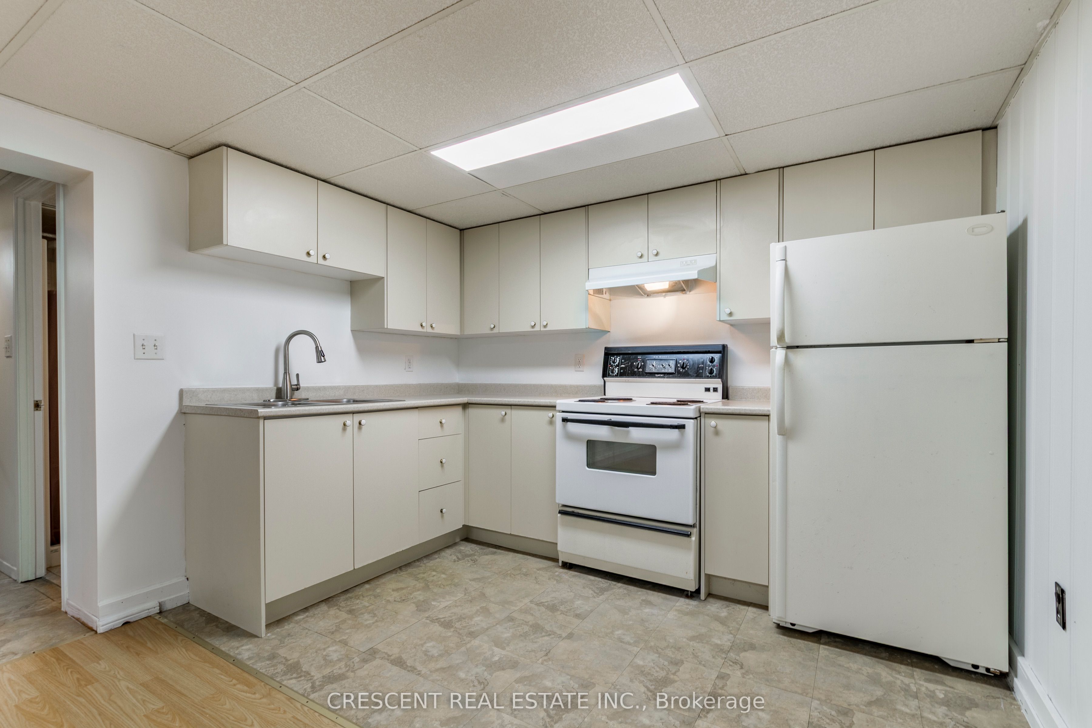 Unit LOWER - 14 Claymore Drive, Etobicoke 2