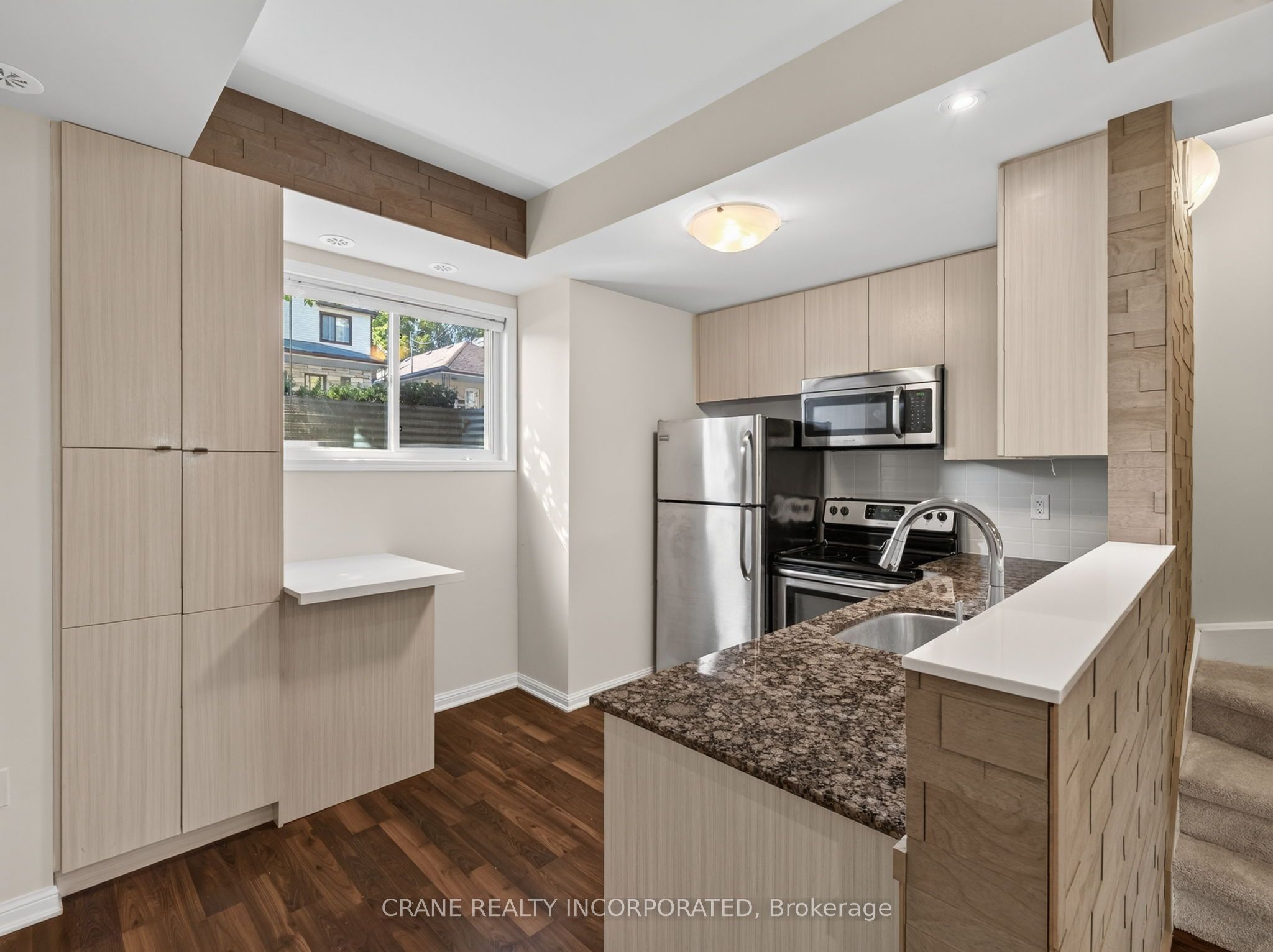 Unit 108 - 400 Hopewell Avenue, Toronto 3