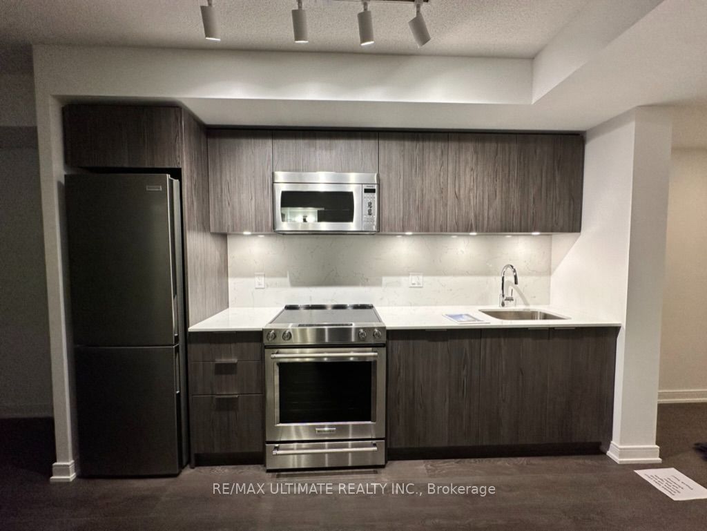 Unit 1811 - 30 Samuel Wood Way, Etobicoke 3