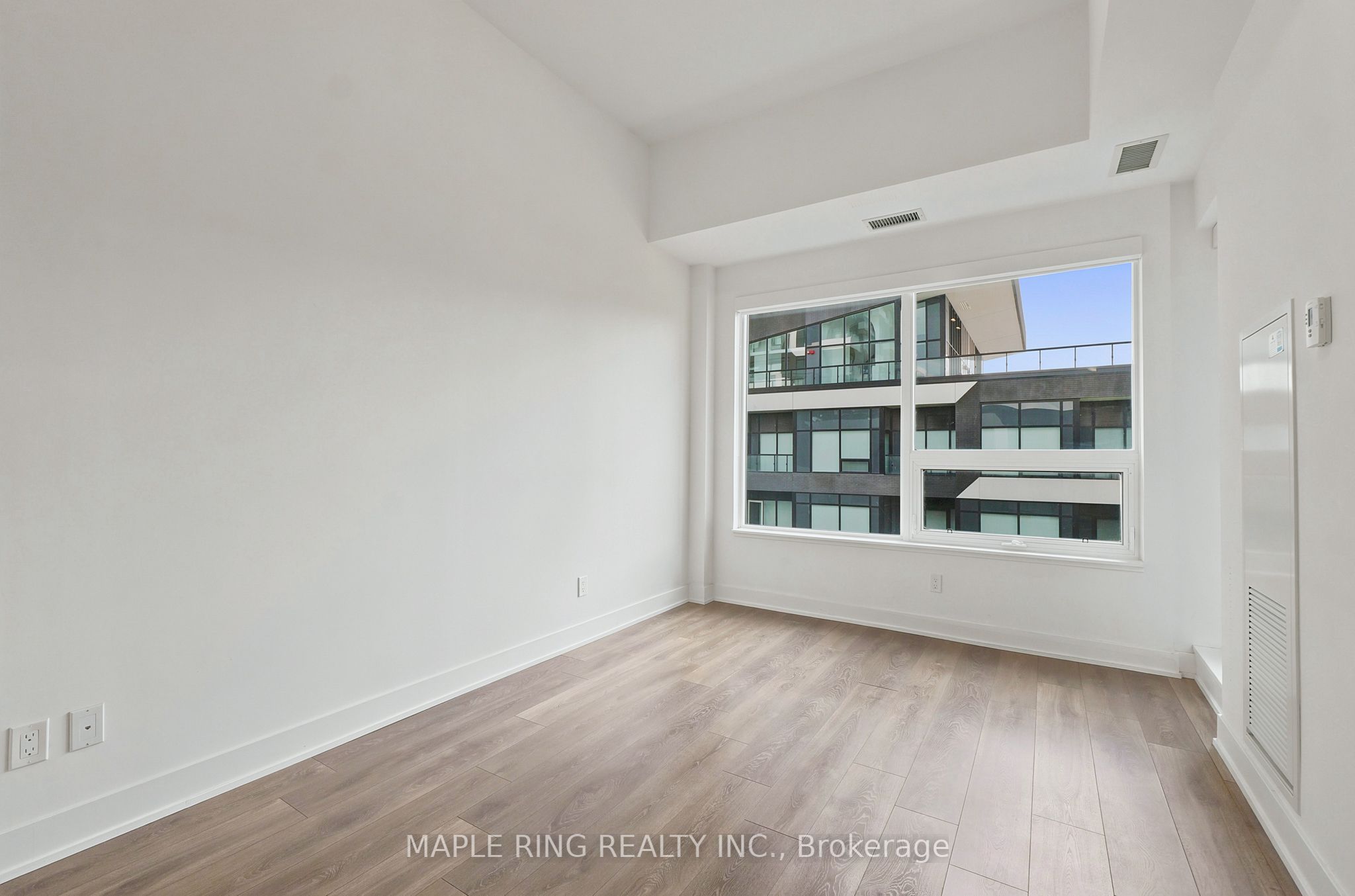 Unit 450 - 2485 Taunton Road, Oakville 4