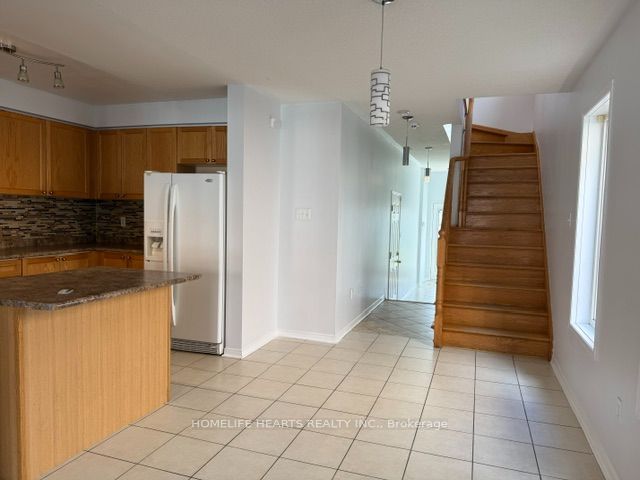 75 Crystalview Crescent, Brampton 5