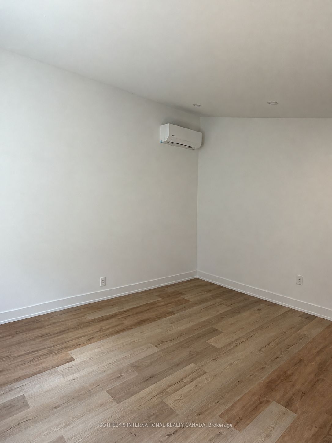 Unit 5 - 60 Cannon Road, Etobicoke 5