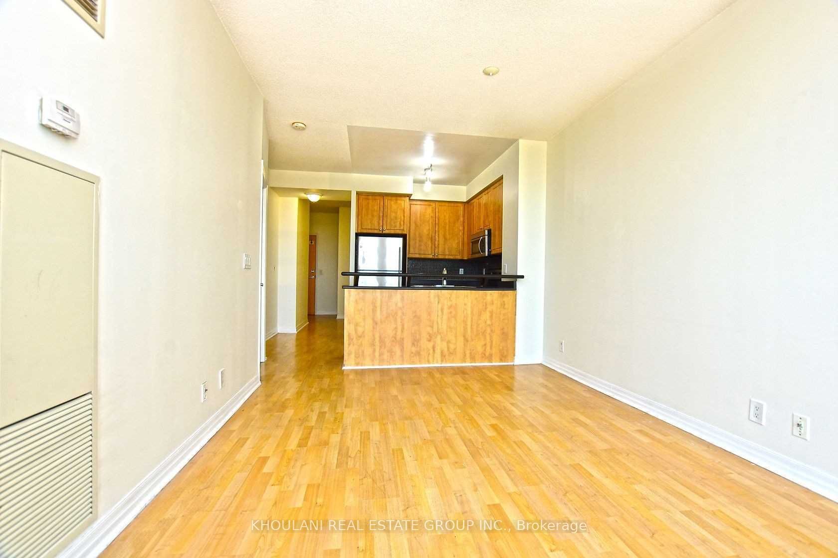 Unit 2201 - 220 Burnhamthorpe Road, Mississauga 2