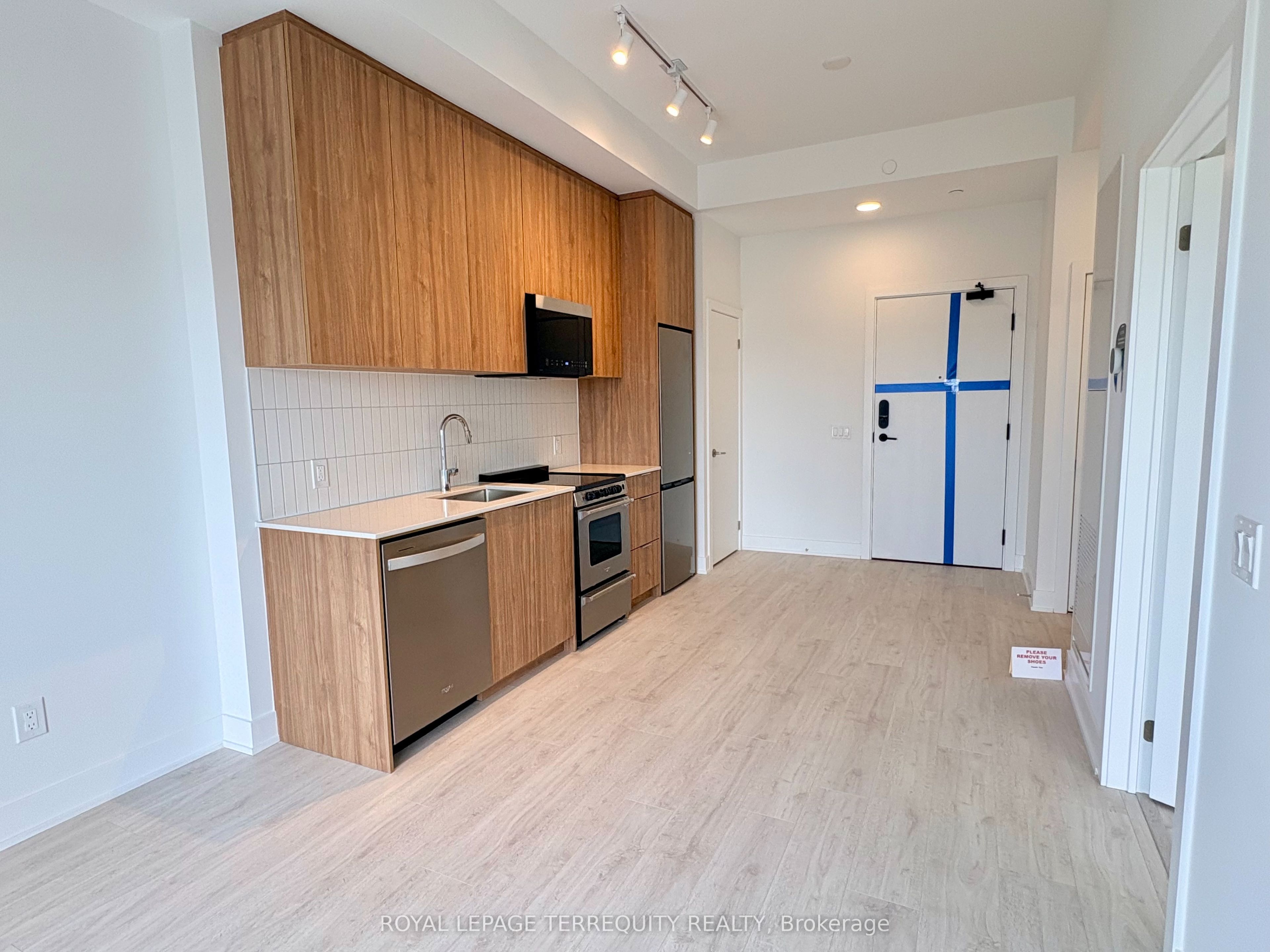 Unit 702 - 3008 William Cutmore Boulevard, Oakville 5