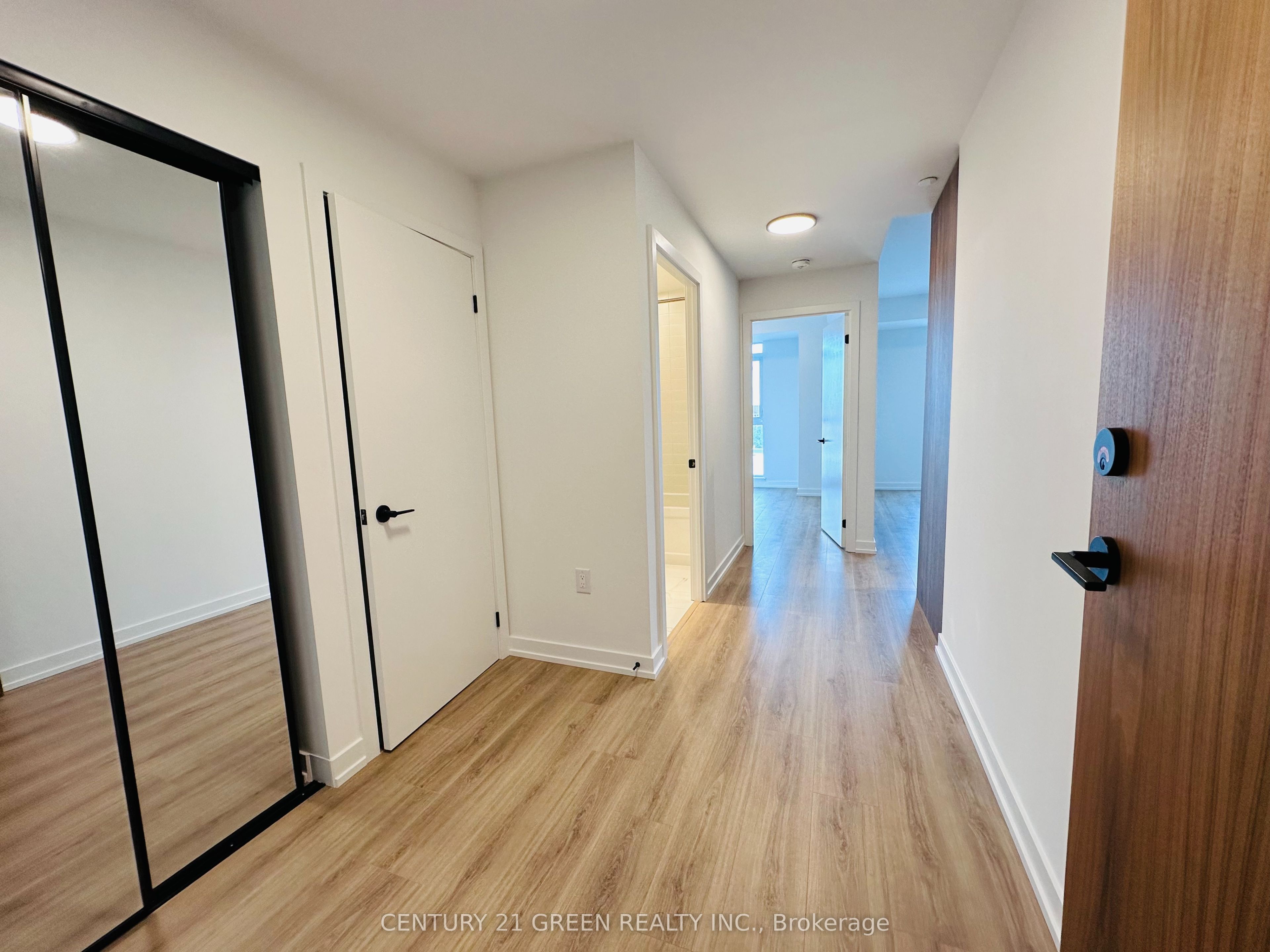 Unit 503 - 10 Lagerfeld Drive, Brampton 3