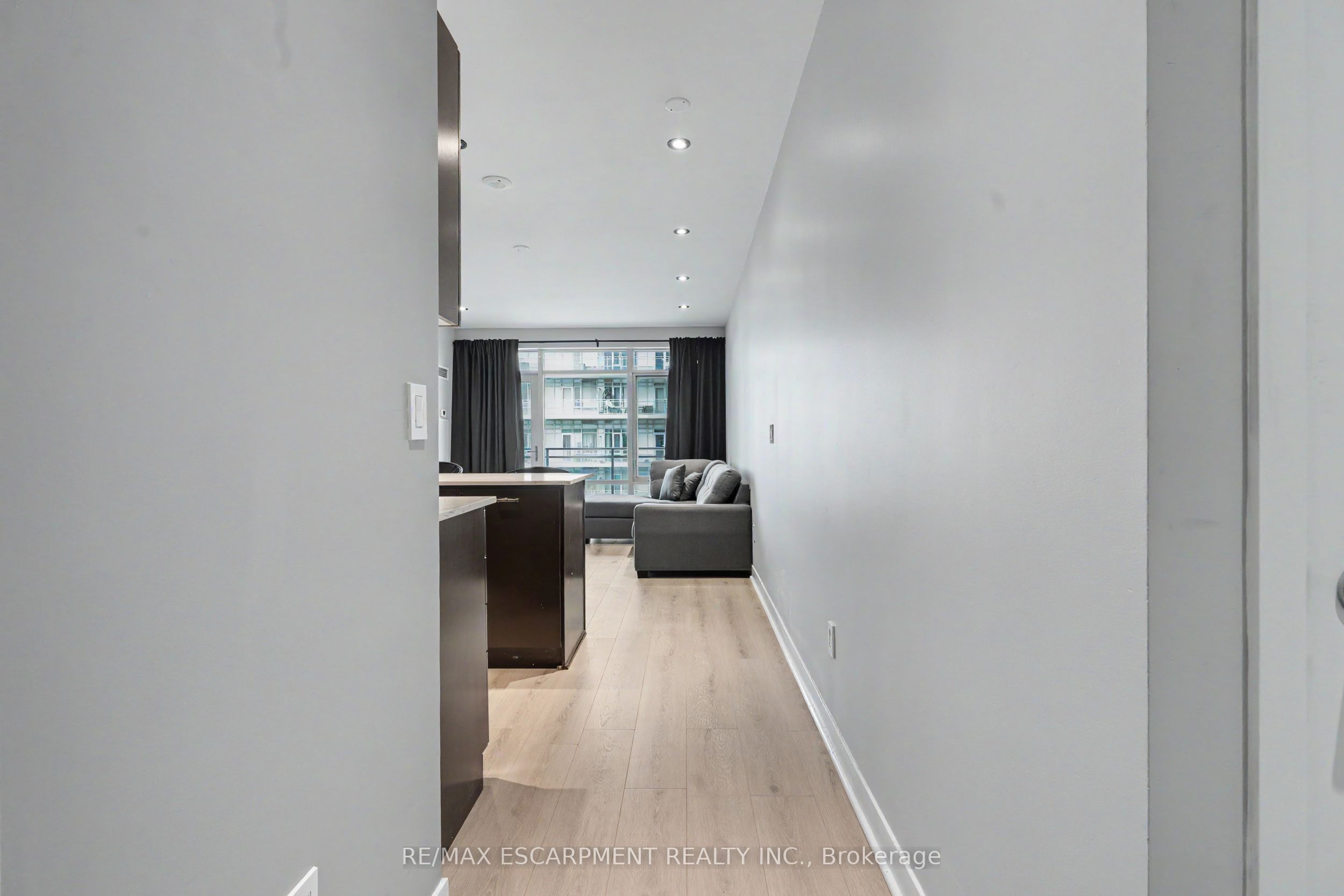 Unit 1309 - 365 Prince of Wales Drive, Mississauga 4