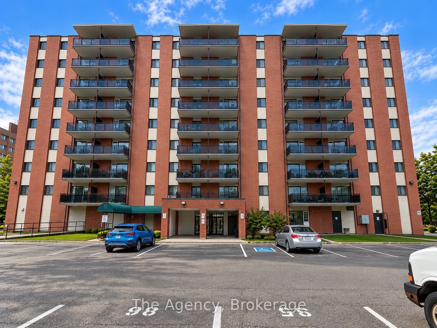 Unit 609 - 45 Paisley Boulevard W, Mississauga 2