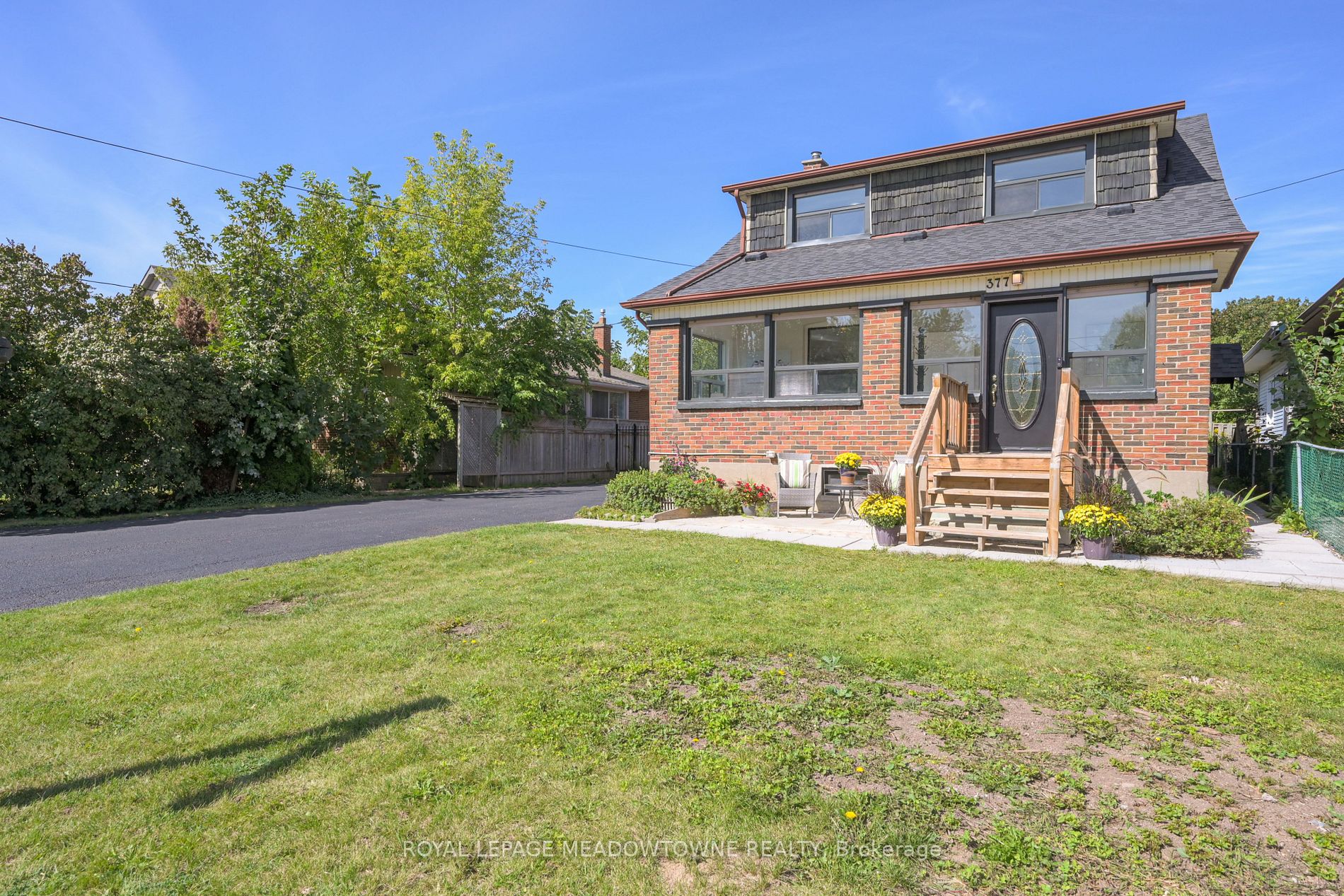 377 Broadway Ave, Milton, Ontario L9T1T6 Sold History | HouseSigma