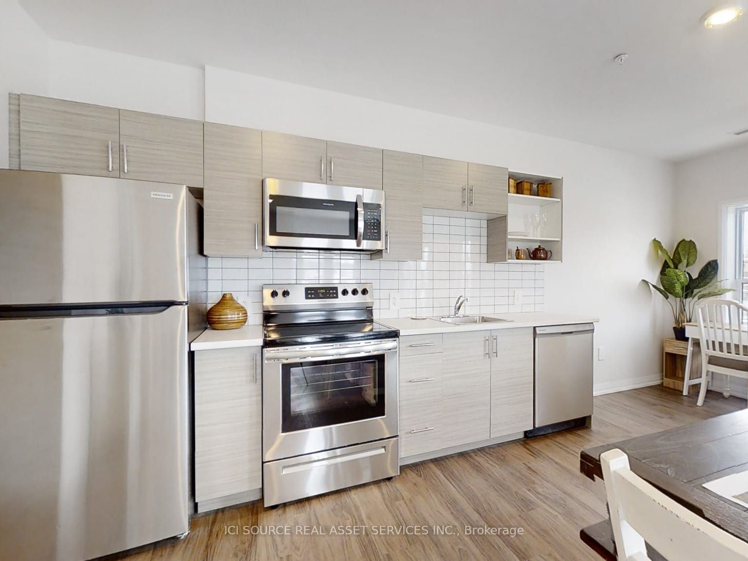 Unit 208 - 77 William Street N, Kawartha Lakes 3