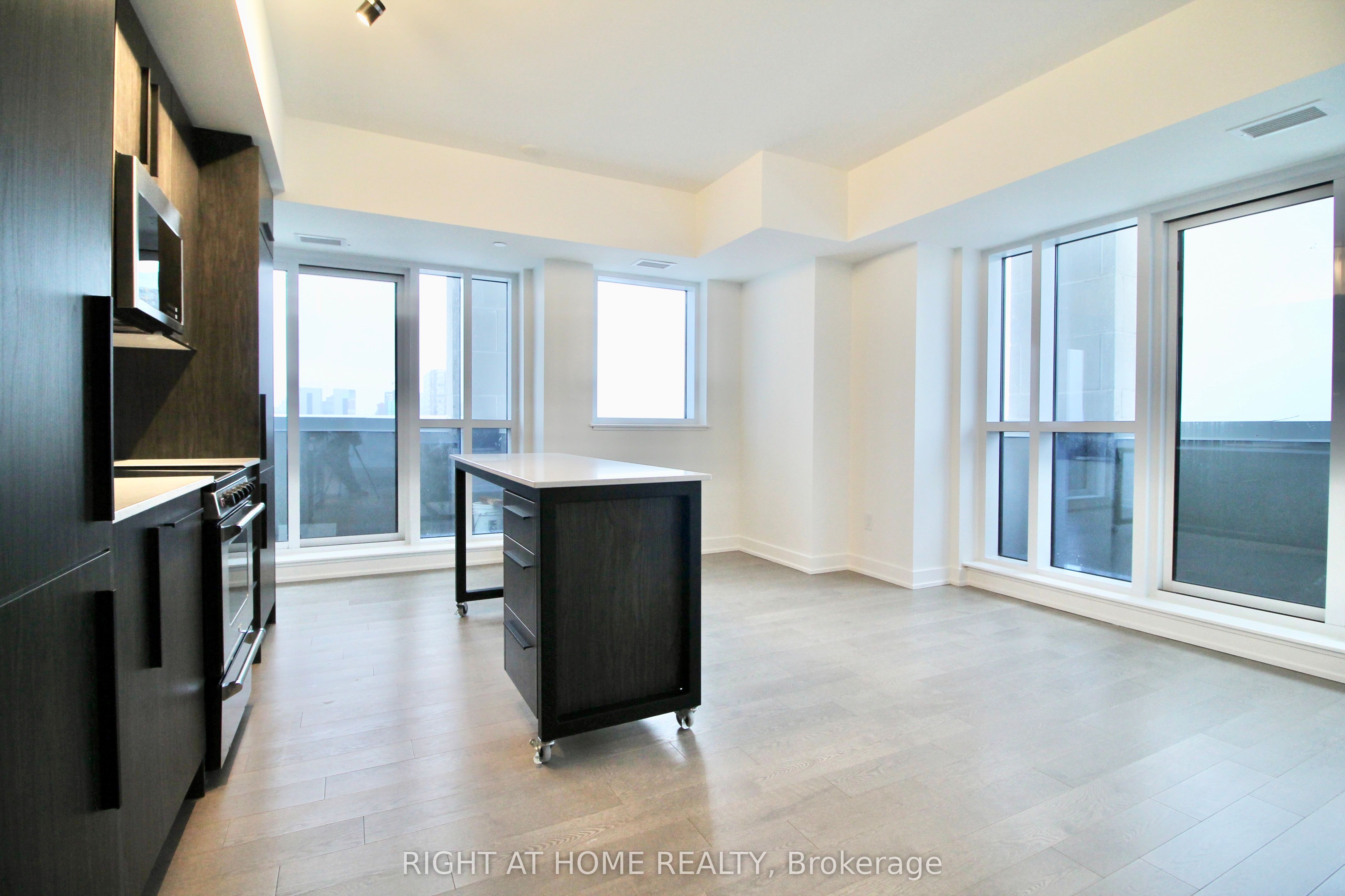 Unit 1004 - 560 Rideau Street, Ottawa 3