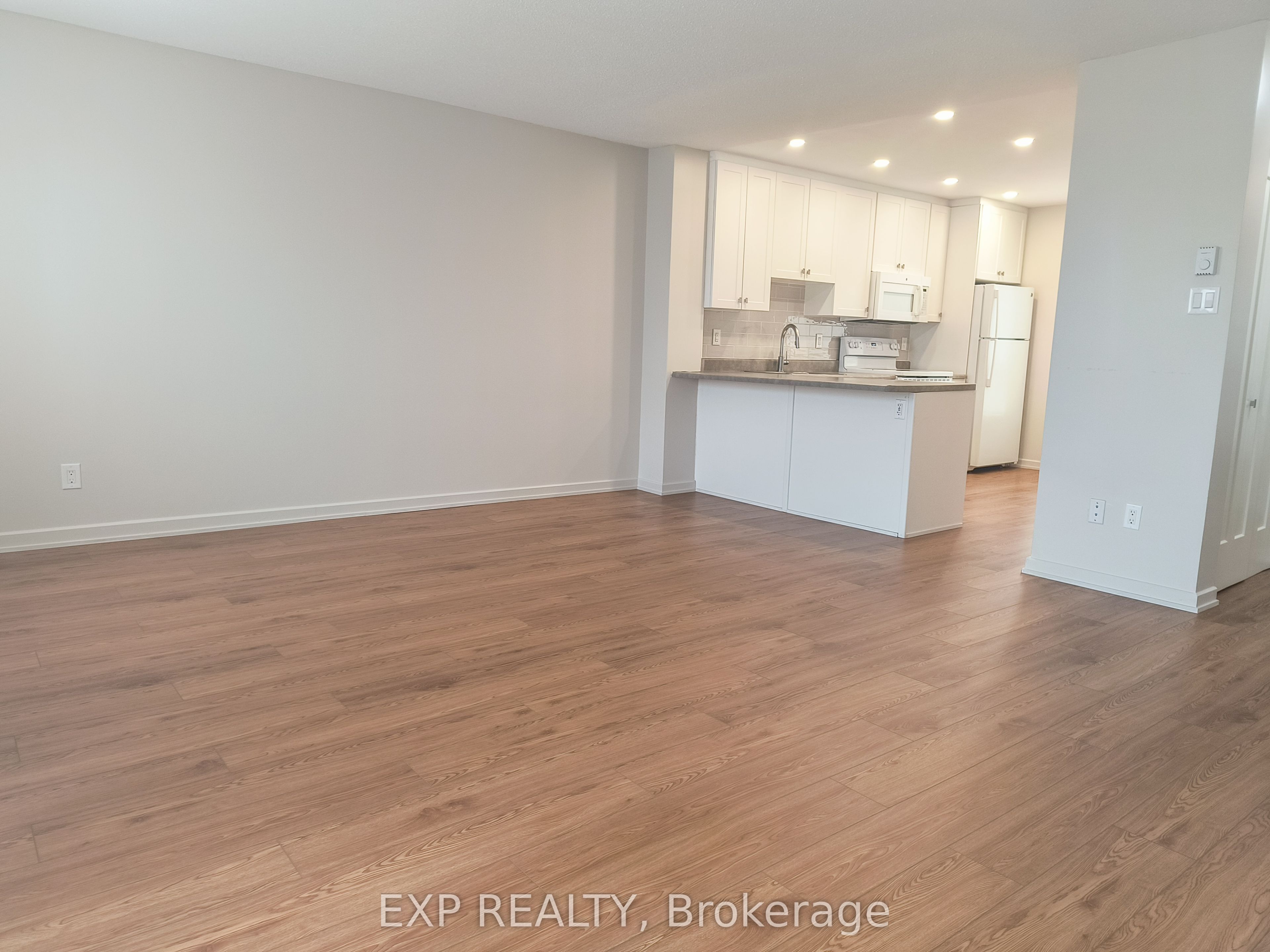 Unit 6 - 971 Gulf Place, Ottawa 4