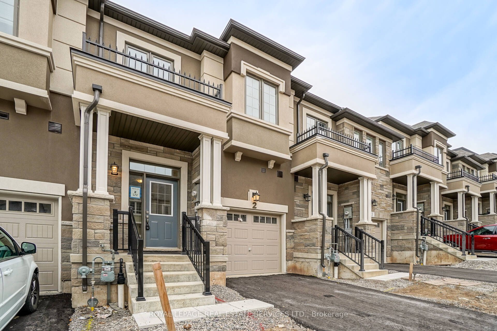Unit 2 - 515 Garner Road W, Ancaster 2