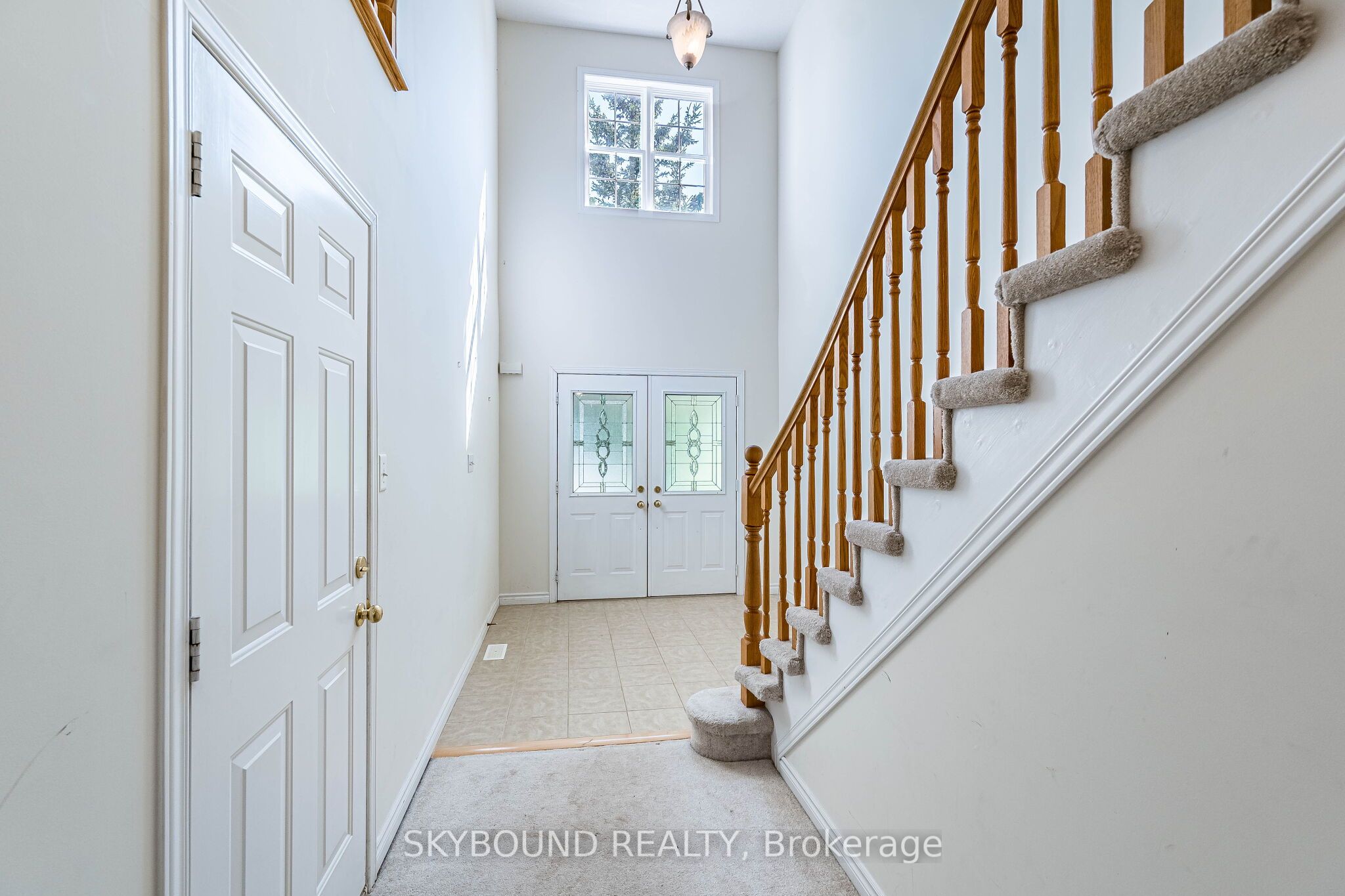 735 Karlsfeld Road, Waterloo 5