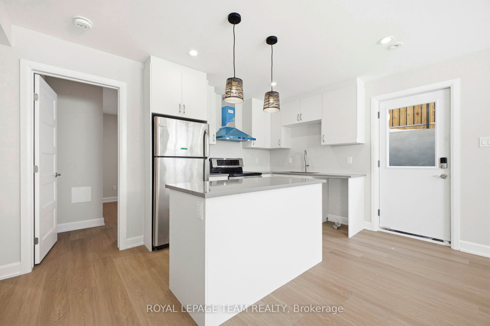 Unit B - 7 Gwynne Avenue, Ottawa 5
