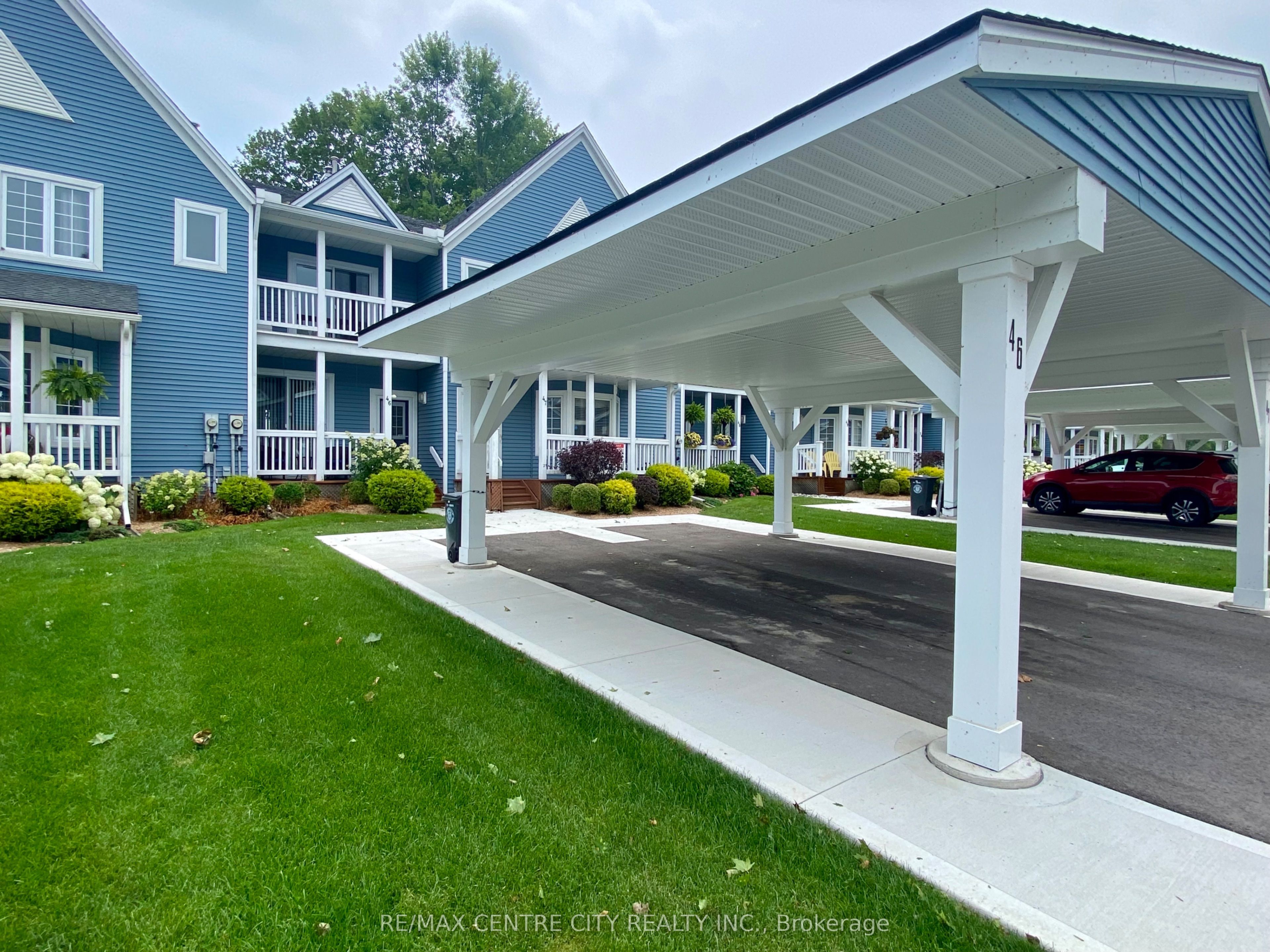 Unit 46 - 374 Front Street, Central Elgin 2