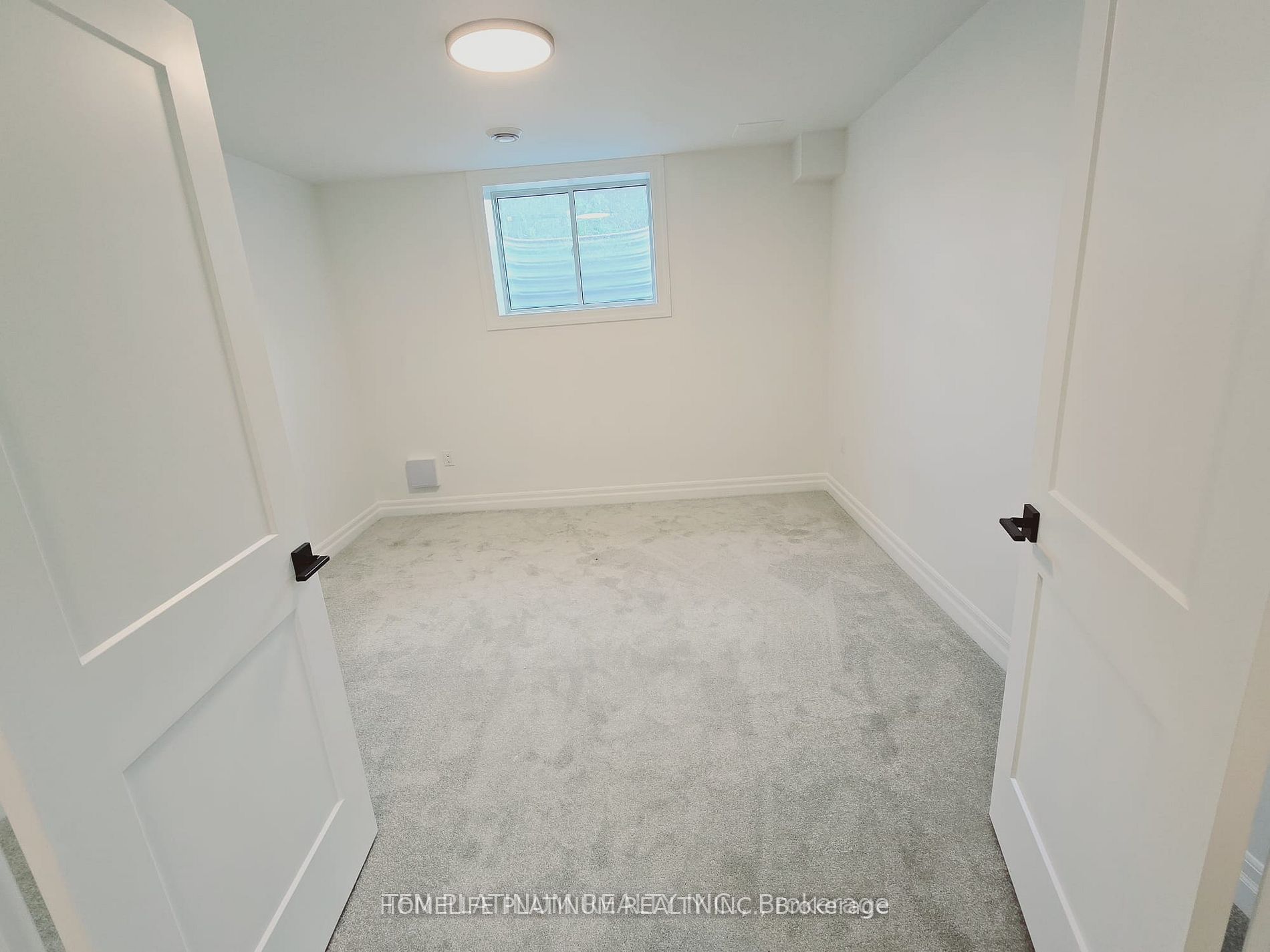 Unit Bsmt - 7329 Parkside Lane, Niagara Falls 5
