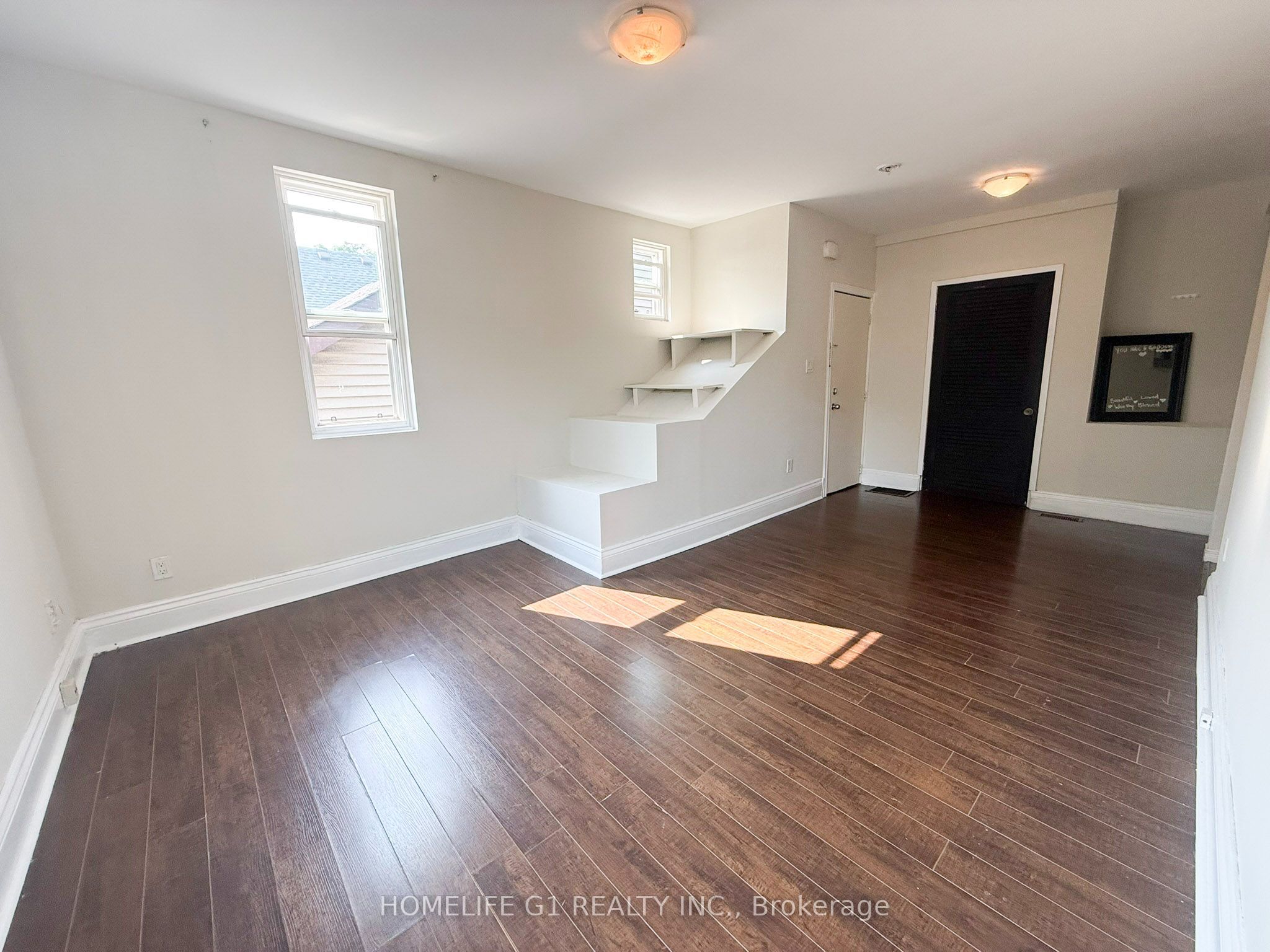 Unit 2 - 288 Hunter Street W, Hamilton 2