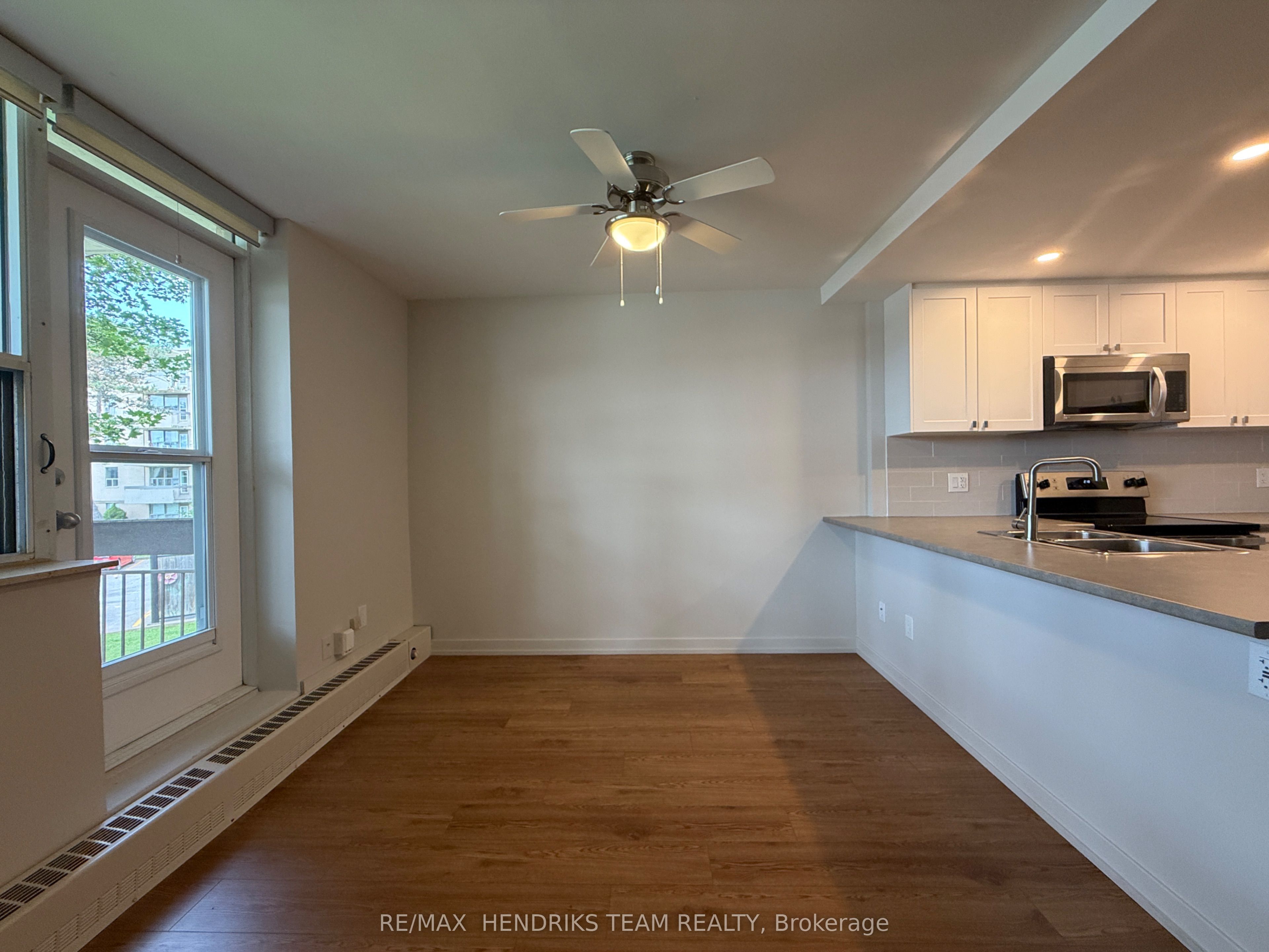 Unit 218 - 158 Fitch Street, Welland 3