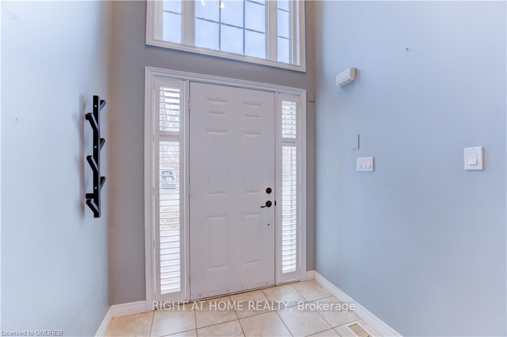 Unit 60 - 20 Mcconkey Crescent, Brantford 3
