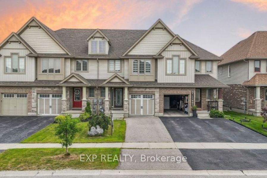 1441 Dunkirk Avenue, Woodstock 2