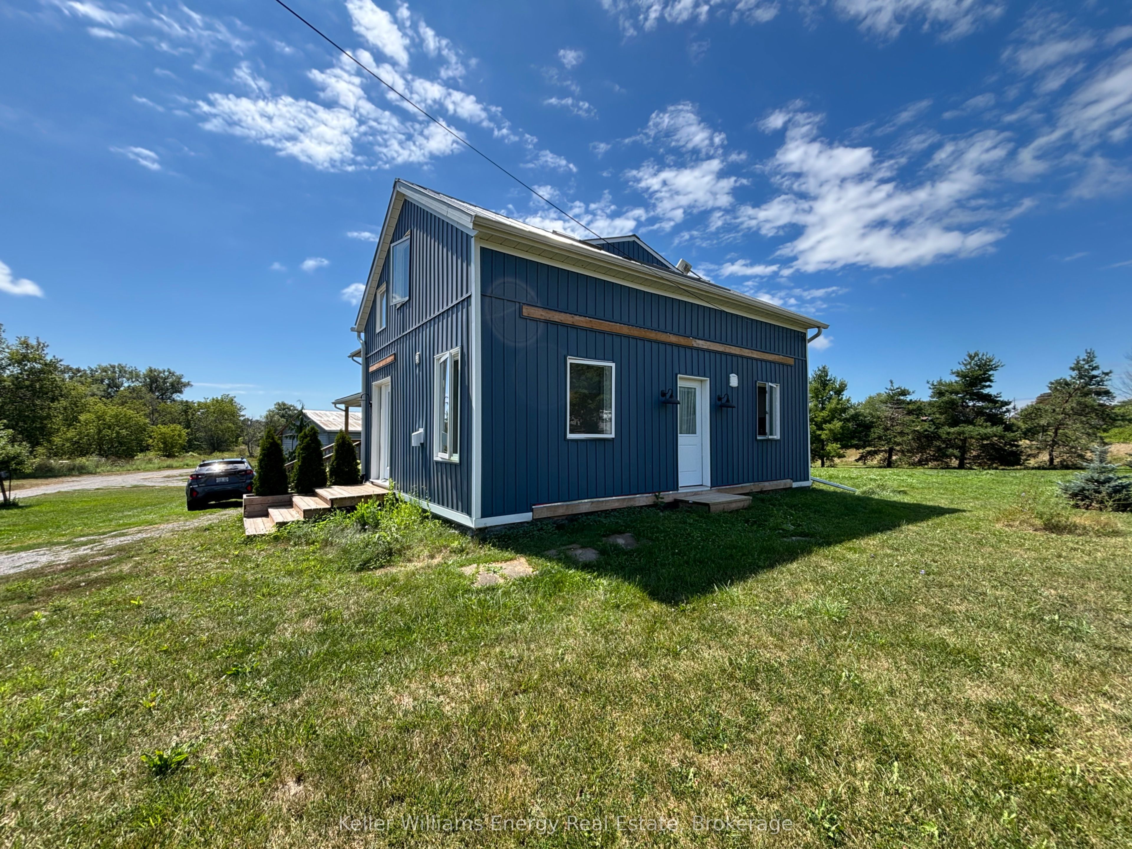Unit 2 - 18683 Loyalist Parkway, Prince Edward County 2