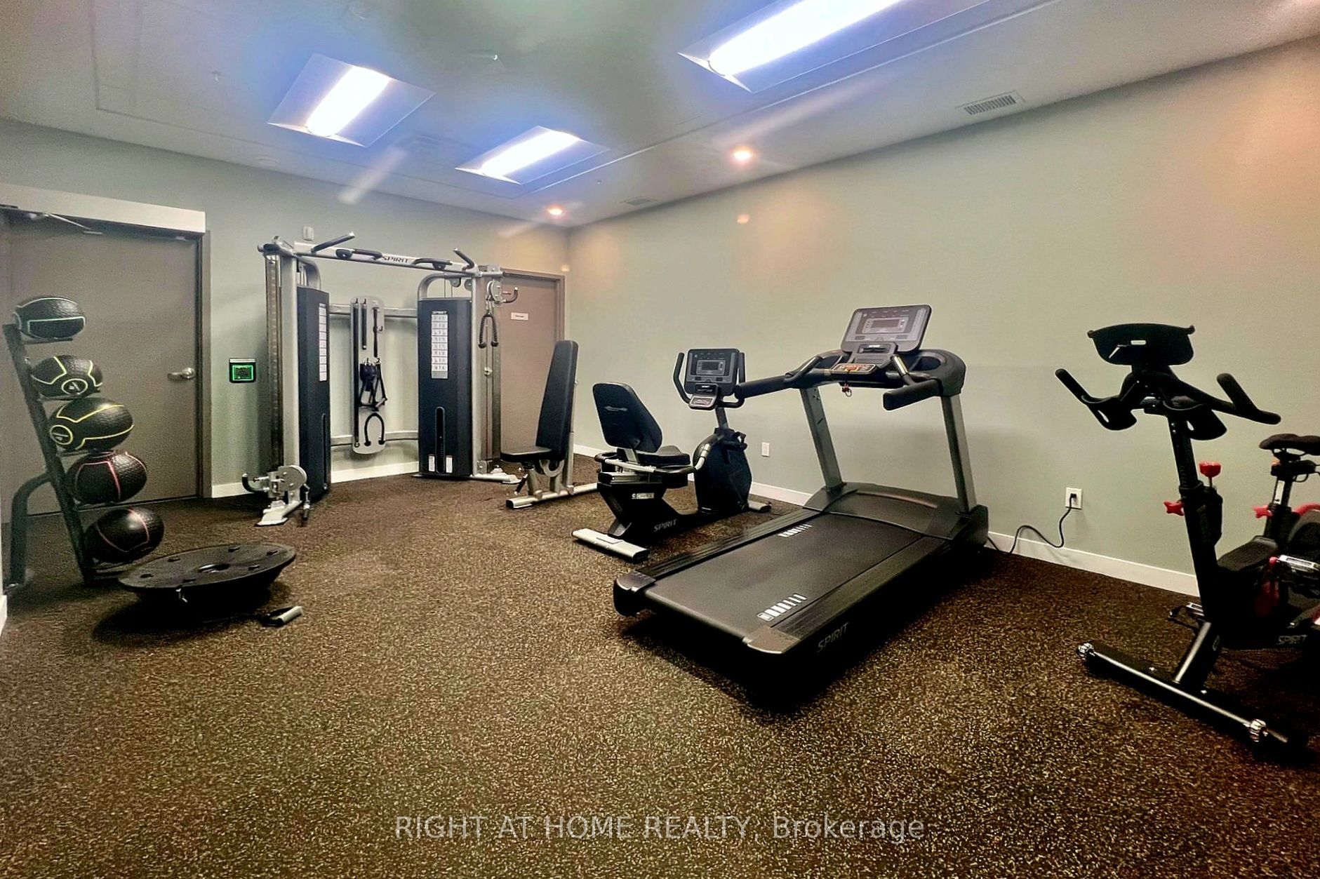 Unit 708 - 250 Albert Street, Waterloo 5