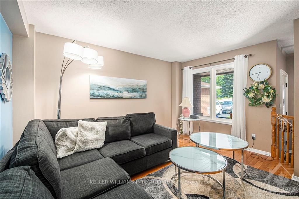 429 WINCANTON Drive, Cumberland 4