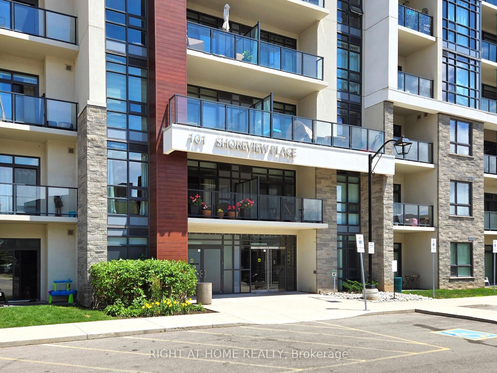 Unit 111 - 101 Shoreview Place, Stoney Creek 4