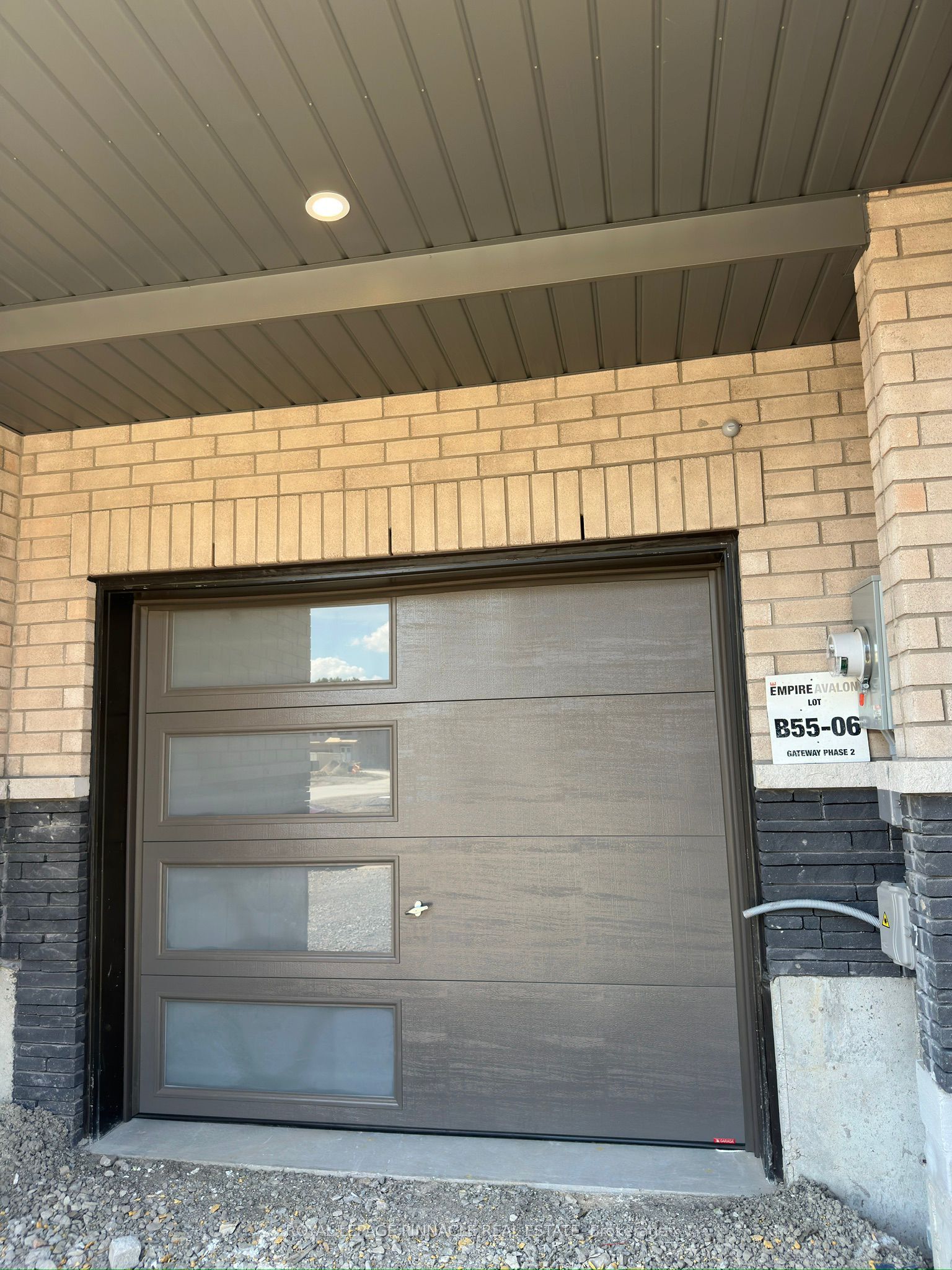12 Kensington Road, Haldimand 3
